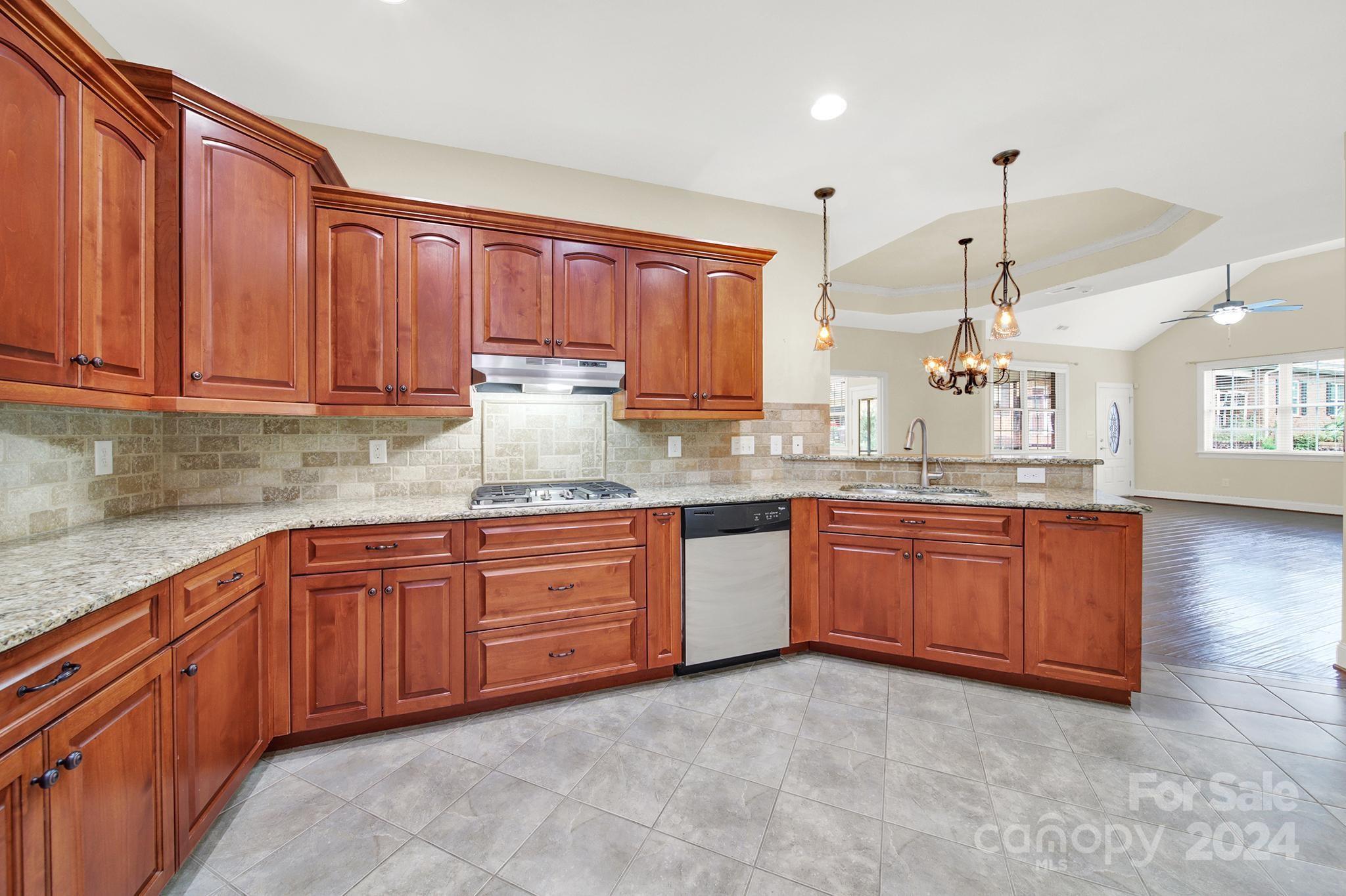 3 Cherry Way - Residential