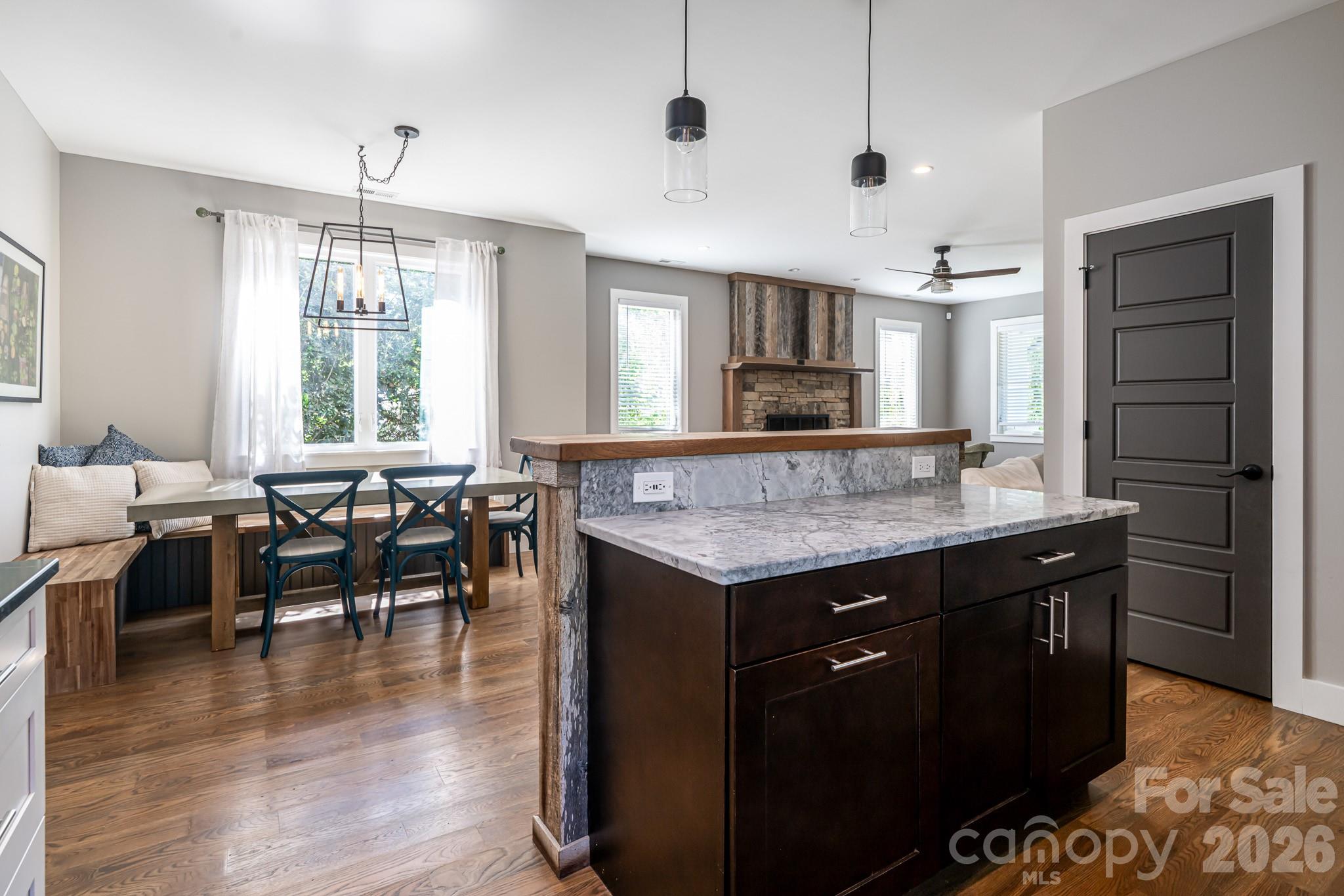 Royal Pines - Residential