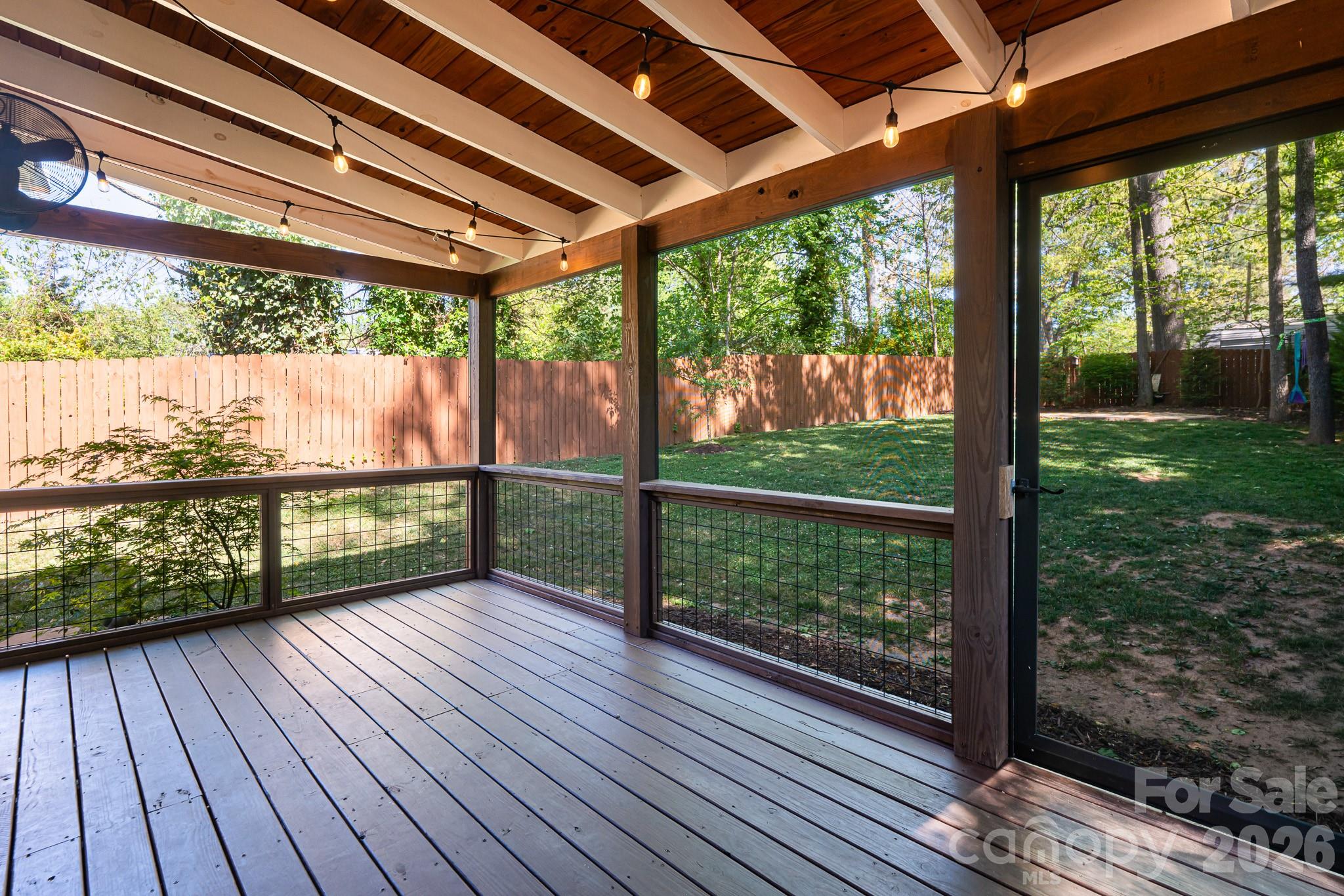 Royal Pines - Residential