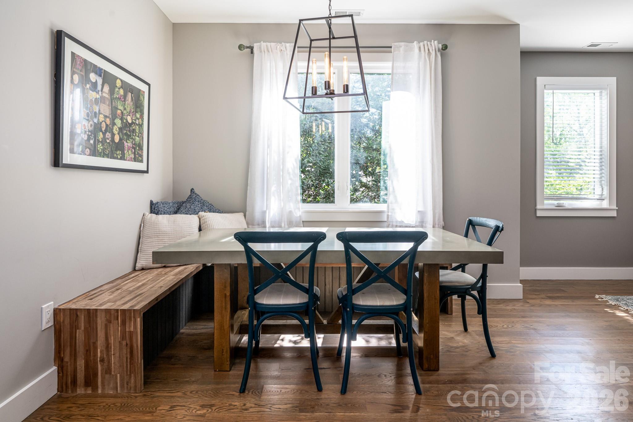 Royal Pines - Residential