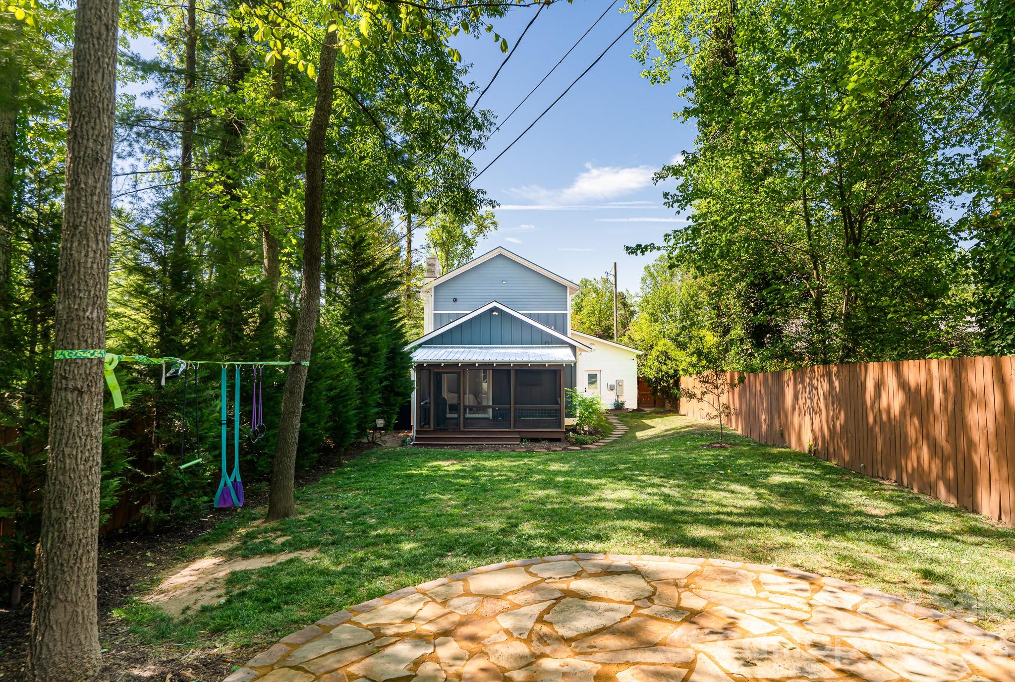 Royal Pines - Residential