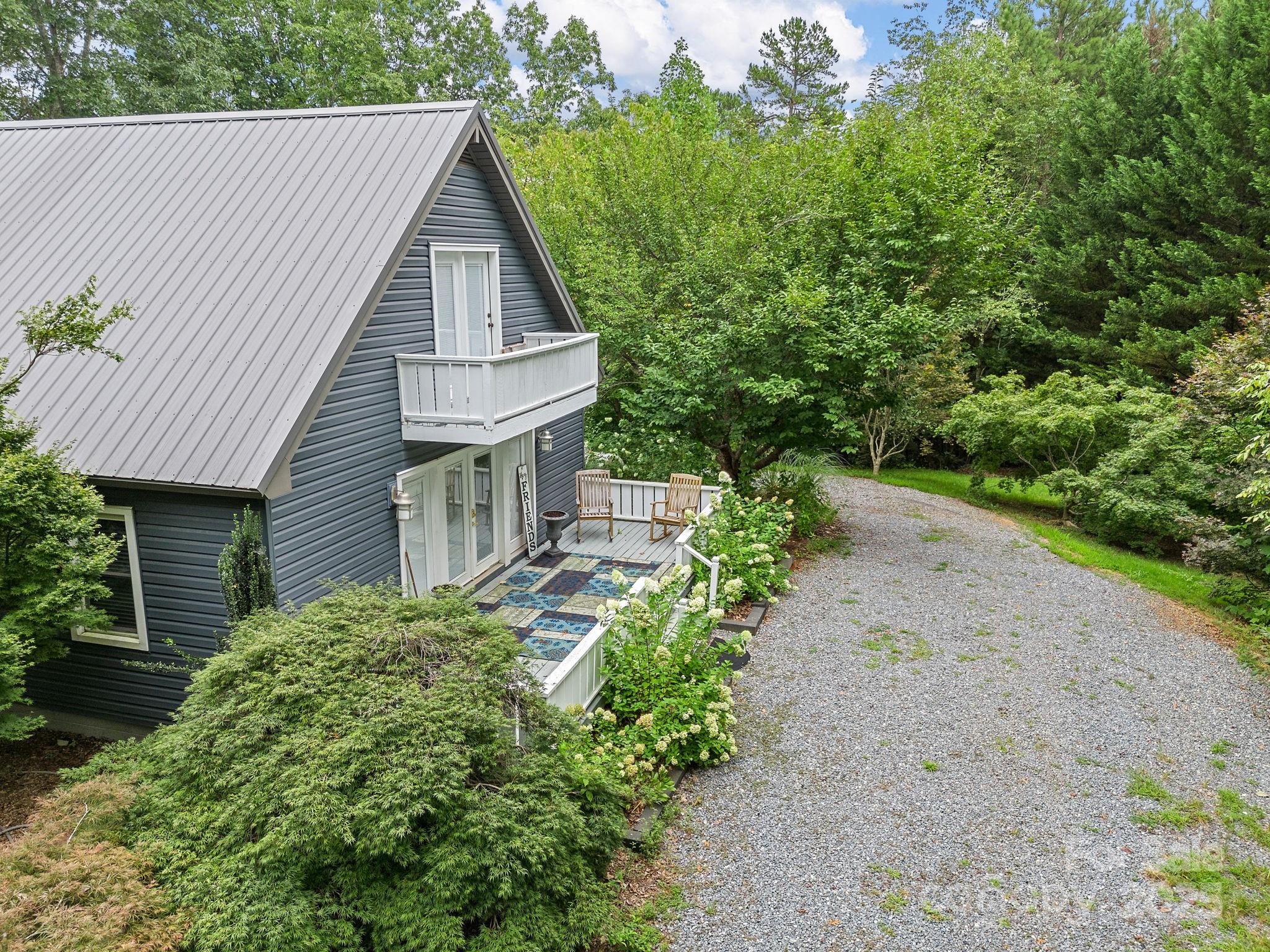 192 Shady Lane