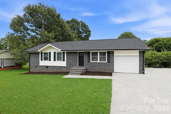 131 MIDWOOD LN, BELMONT, NC 28012 - Image a147277f533bf59bbf0d78422c404a8a/680678653