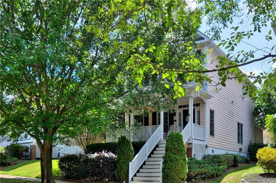 Hard to find open floor plan in desirable neighborhood Vermillion.Wonderful curb appeal w/rocking chair front porch.Inviting home w/gleaming hardwoods throughout main level & plenty of natural light throughout home.Huge dining room perfect for entertaining.Wonderful great room that is open to the kitchen.Kitchen has ample cabinet space.Elegant master bedroom w/vaulted ceiling.Master bathroom includes dual vanities & garden tub. Wonderful Vermillion amenities.Convenient to schools & interstates.