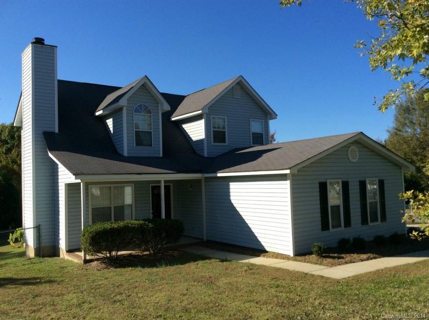 Adorable 3 bedroom 2 bath in Matthews is ready to rent. Spiral staircase leads to great loft. Newly updated with new appliances, new HVAC, and hardwood floors. Sits on a corner lot with a great fenced in yard!