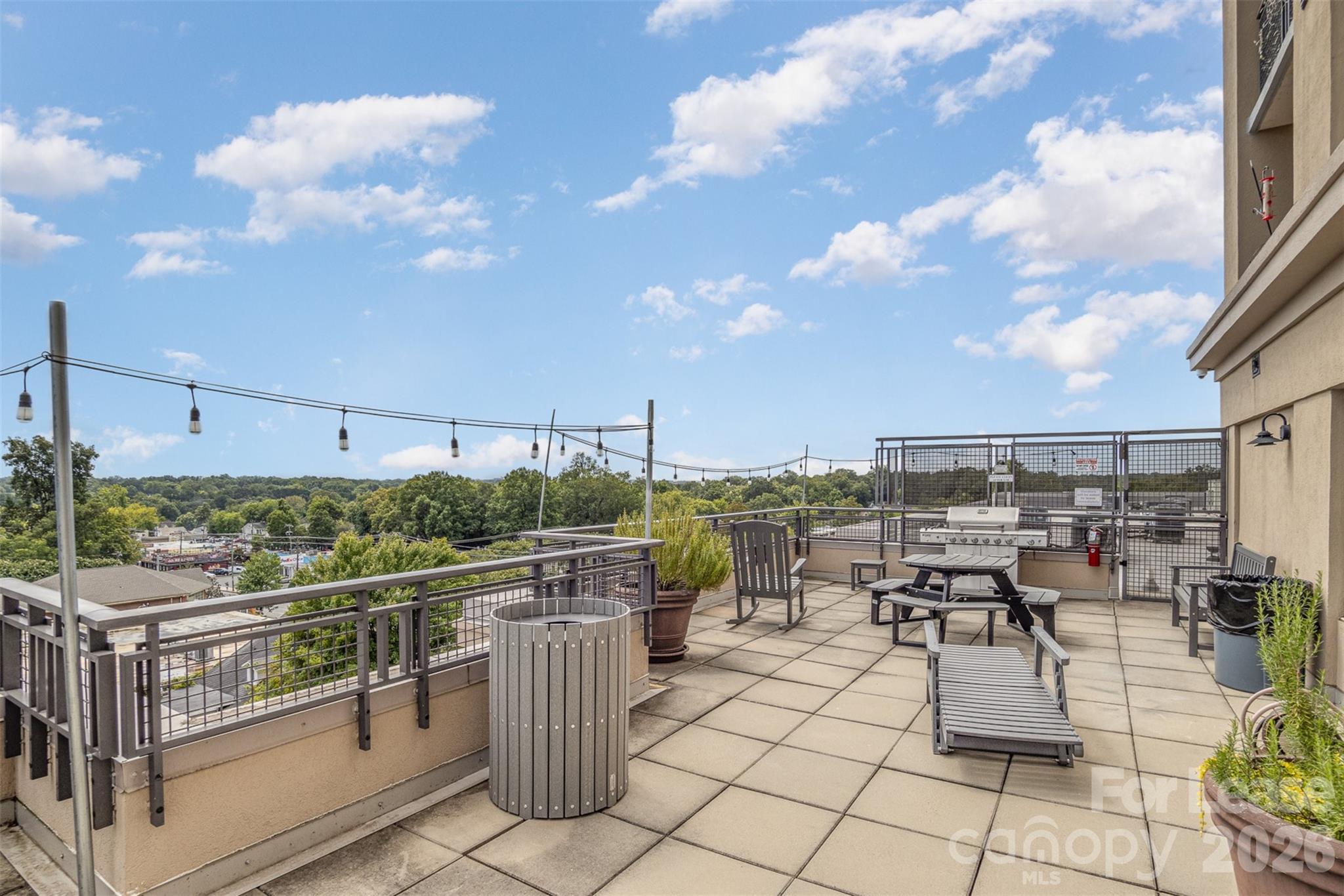 1315 East Condominium - Residential Lease