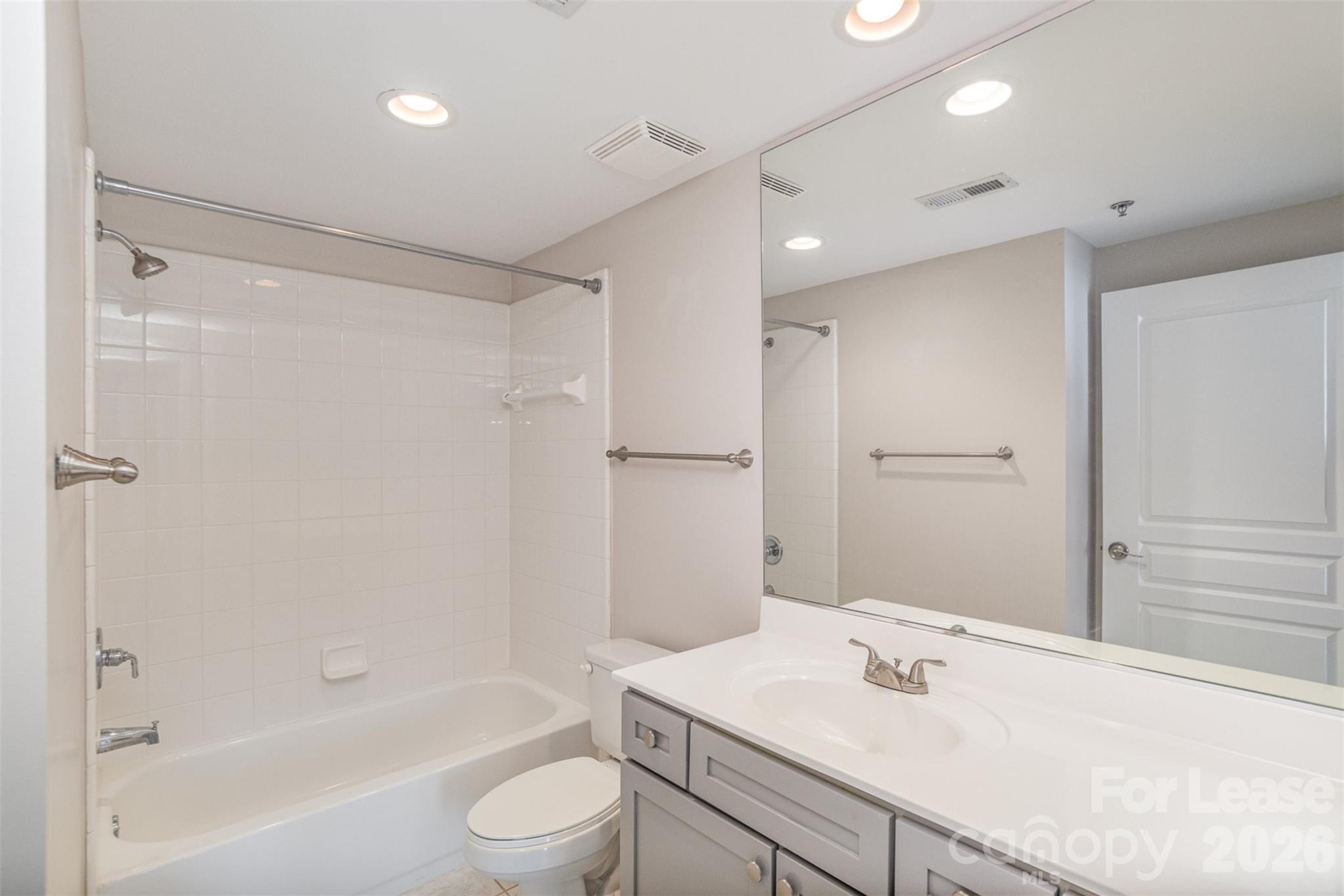 1315 East Condominium - Residential Lease