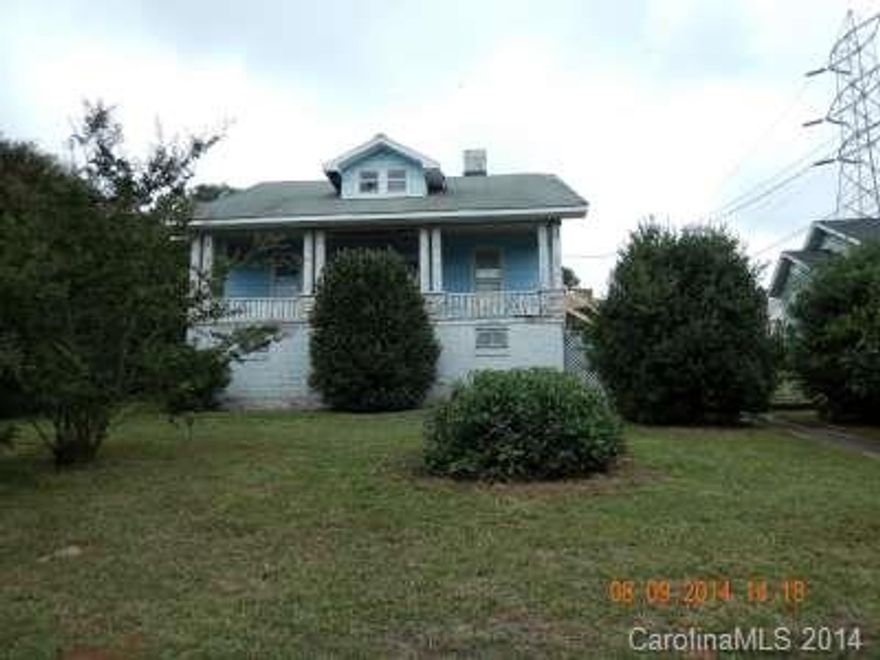 Conveniently located in Cramerton !!  It would make a great investment with a little TLC.  It features 4br 1 bath.  Story and a half.  Central AC.  This a  Fannie Mae HomePath Property. Contact agent for details.