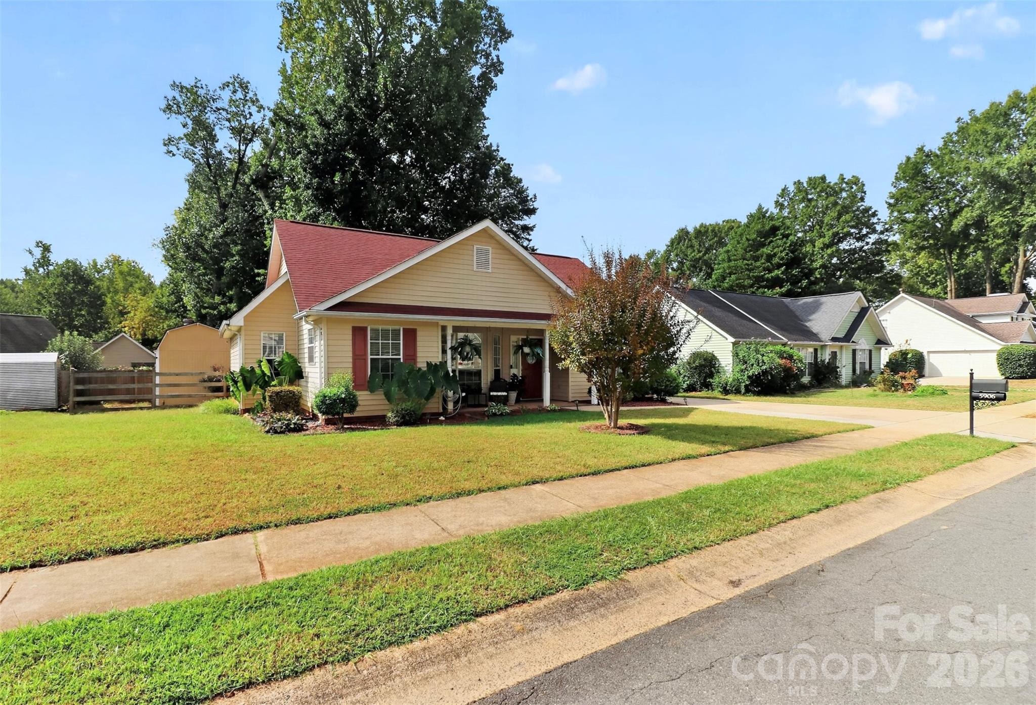 5906 Country Walk Drive