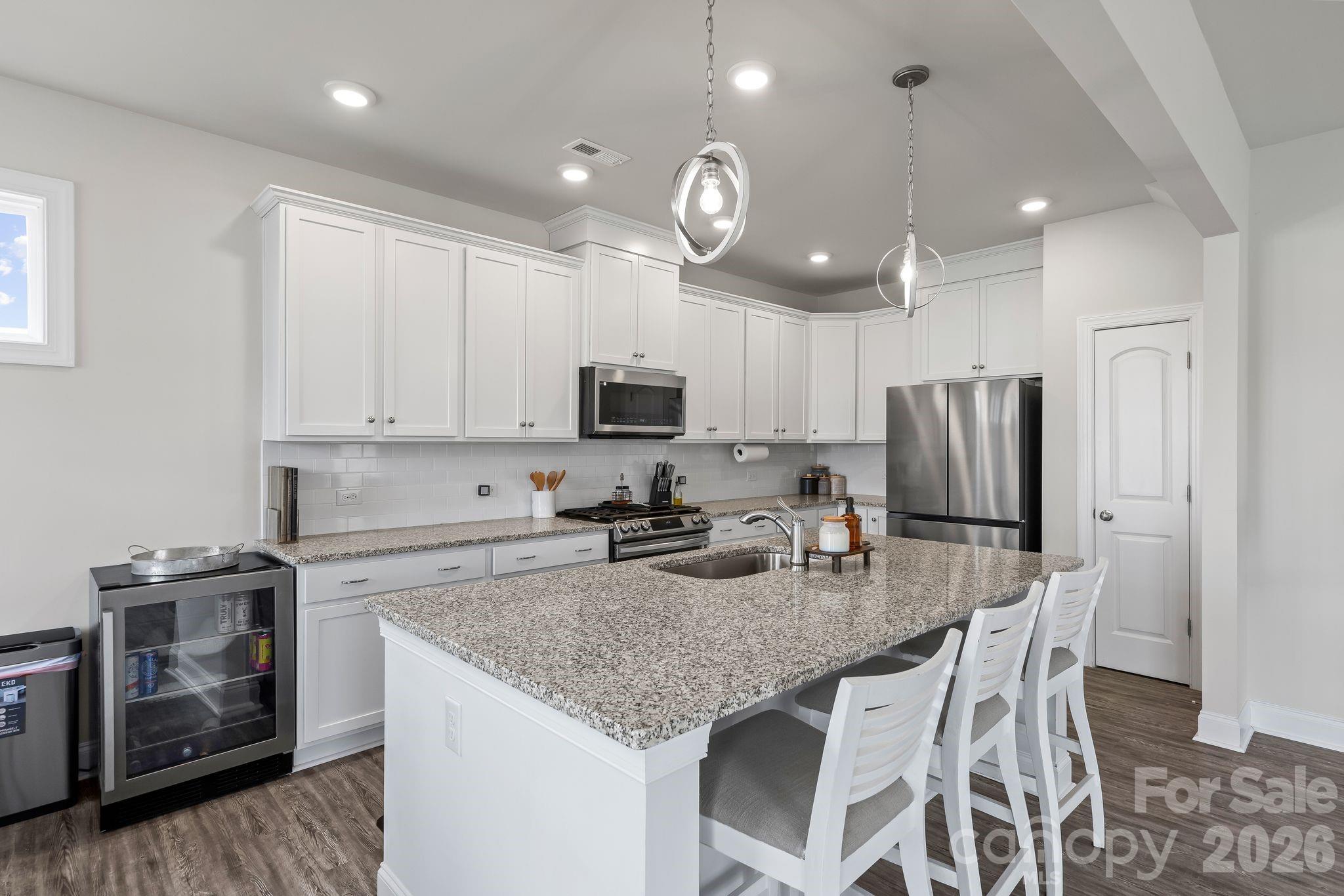 411 Hickory View Drive