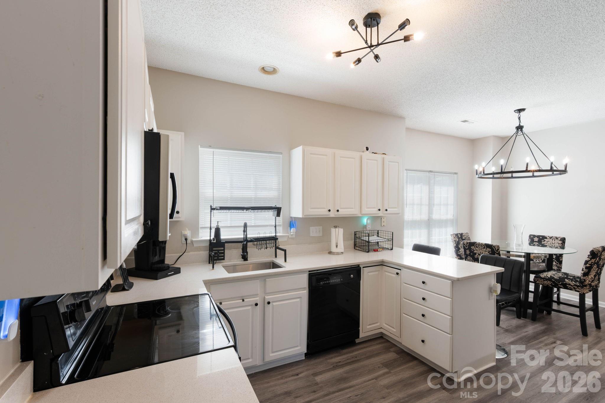 5782 Dove Point Drive SW