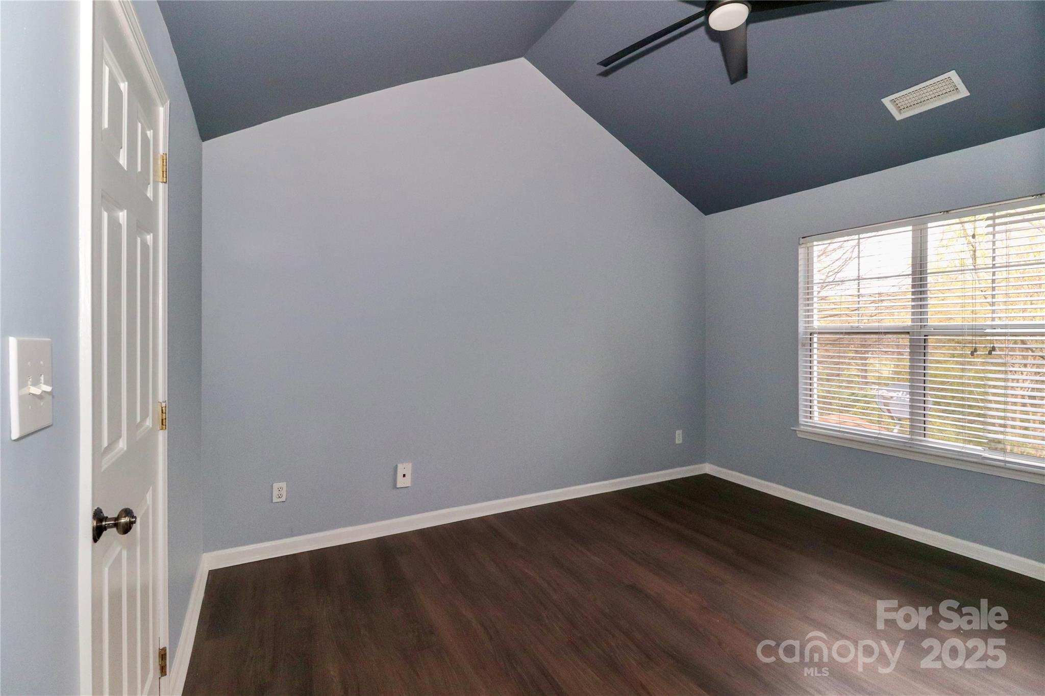 Vineyard Point Bayview - Residential