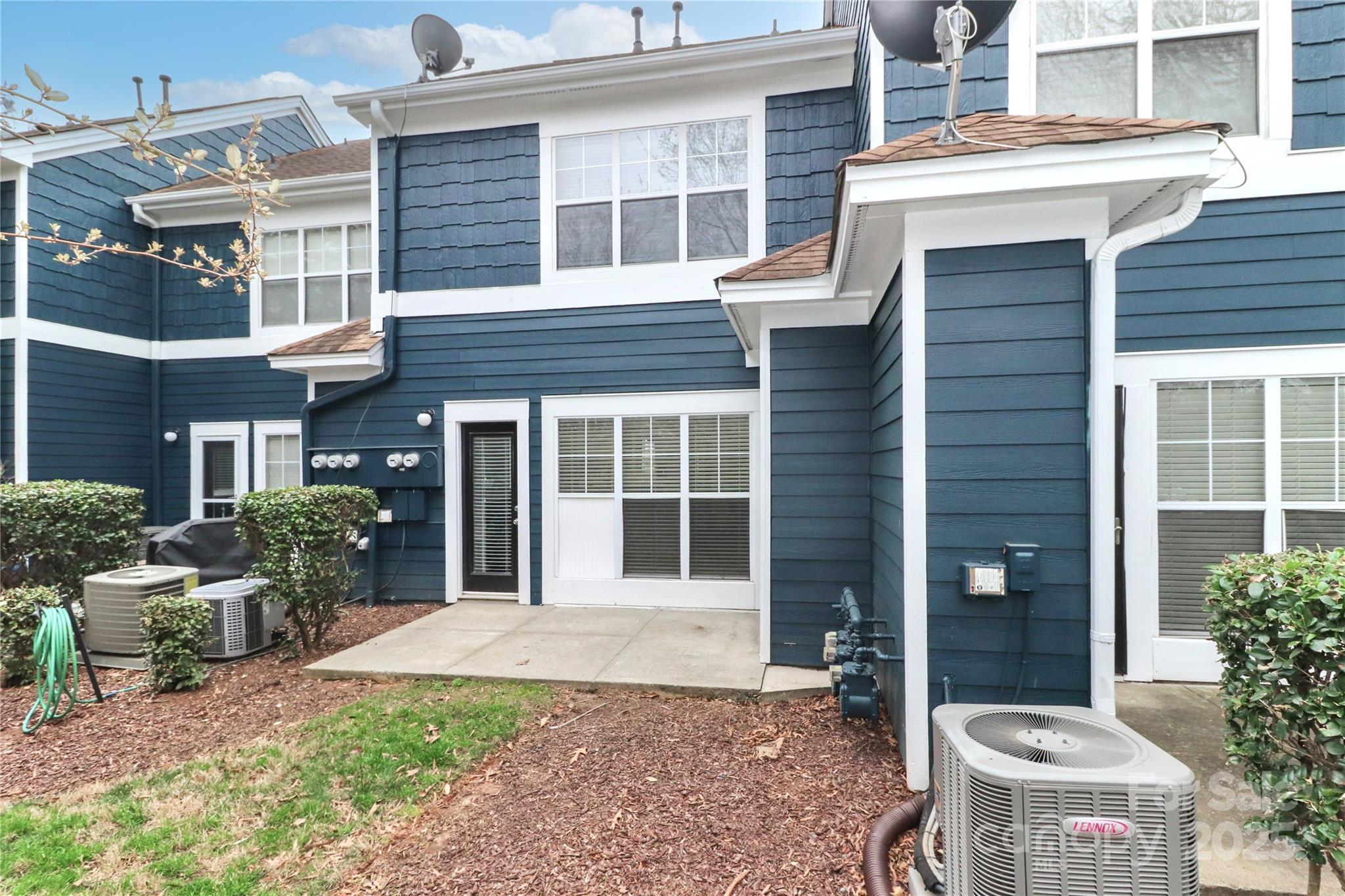 Vineyard Point Bayview - Residential