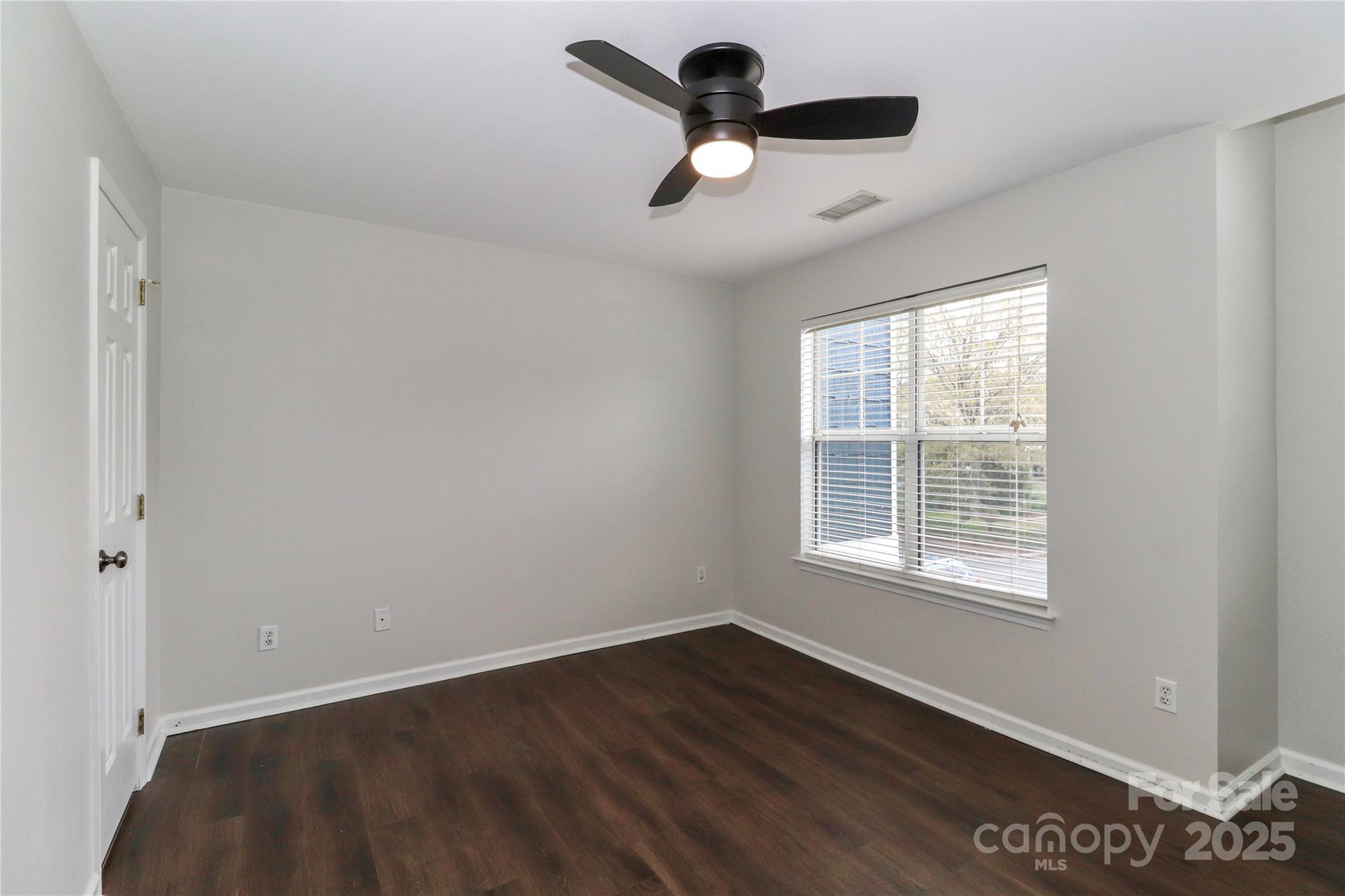 Vineyard Point Bayview - Residential