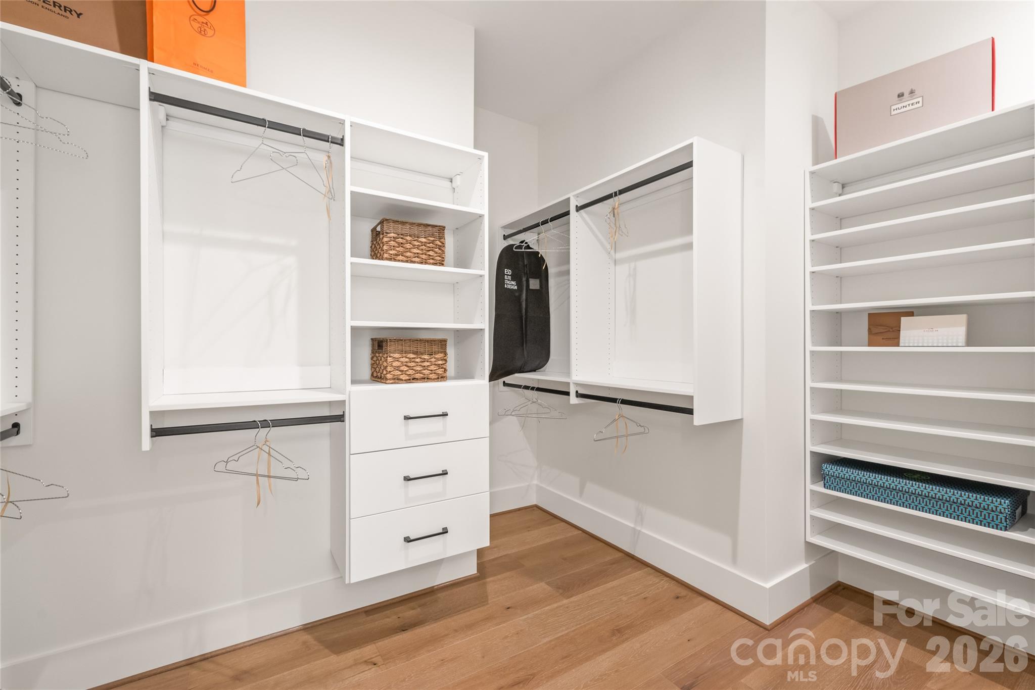 Davidson Woods - Residential