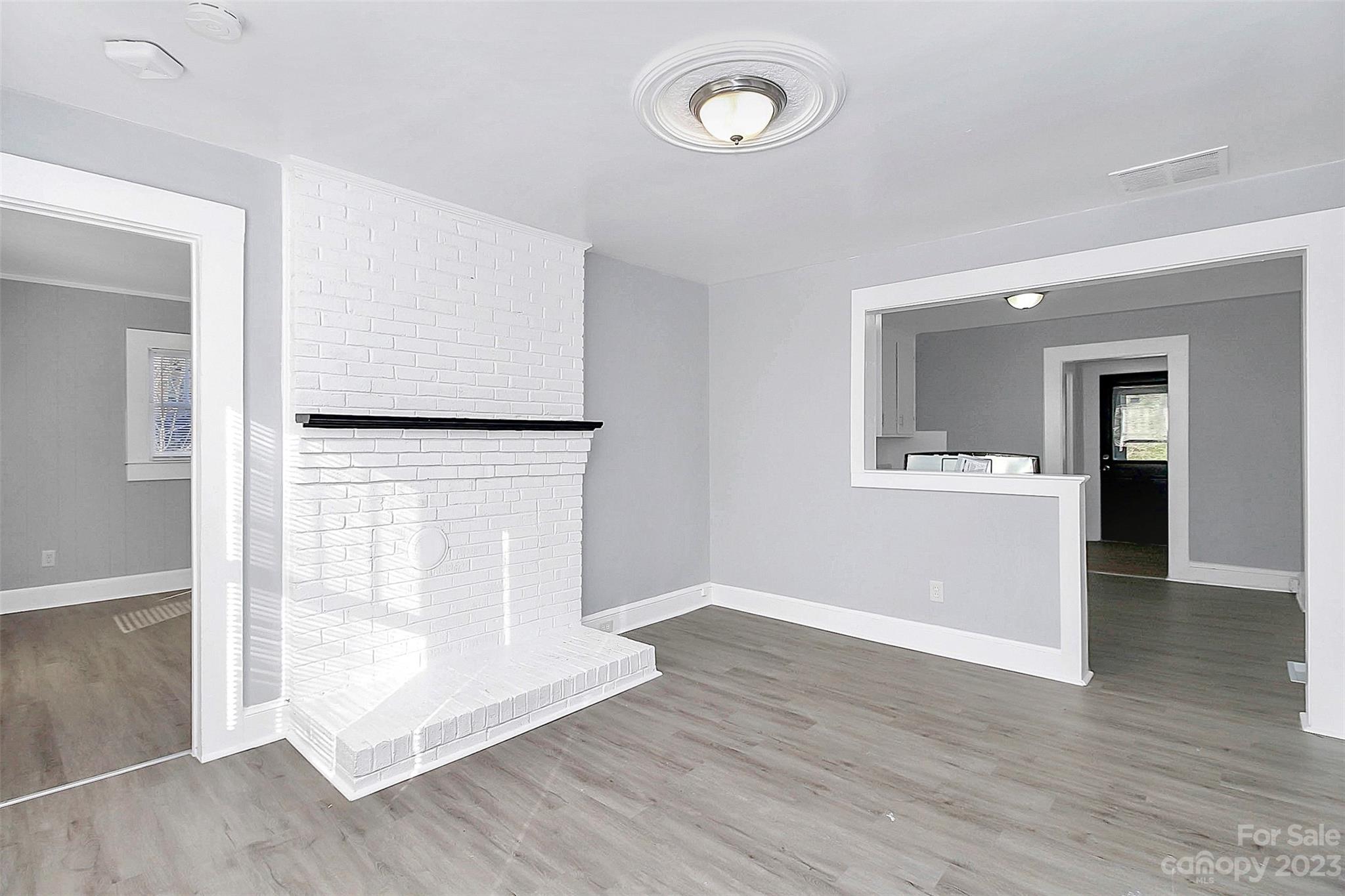 J D Hipp - Residential