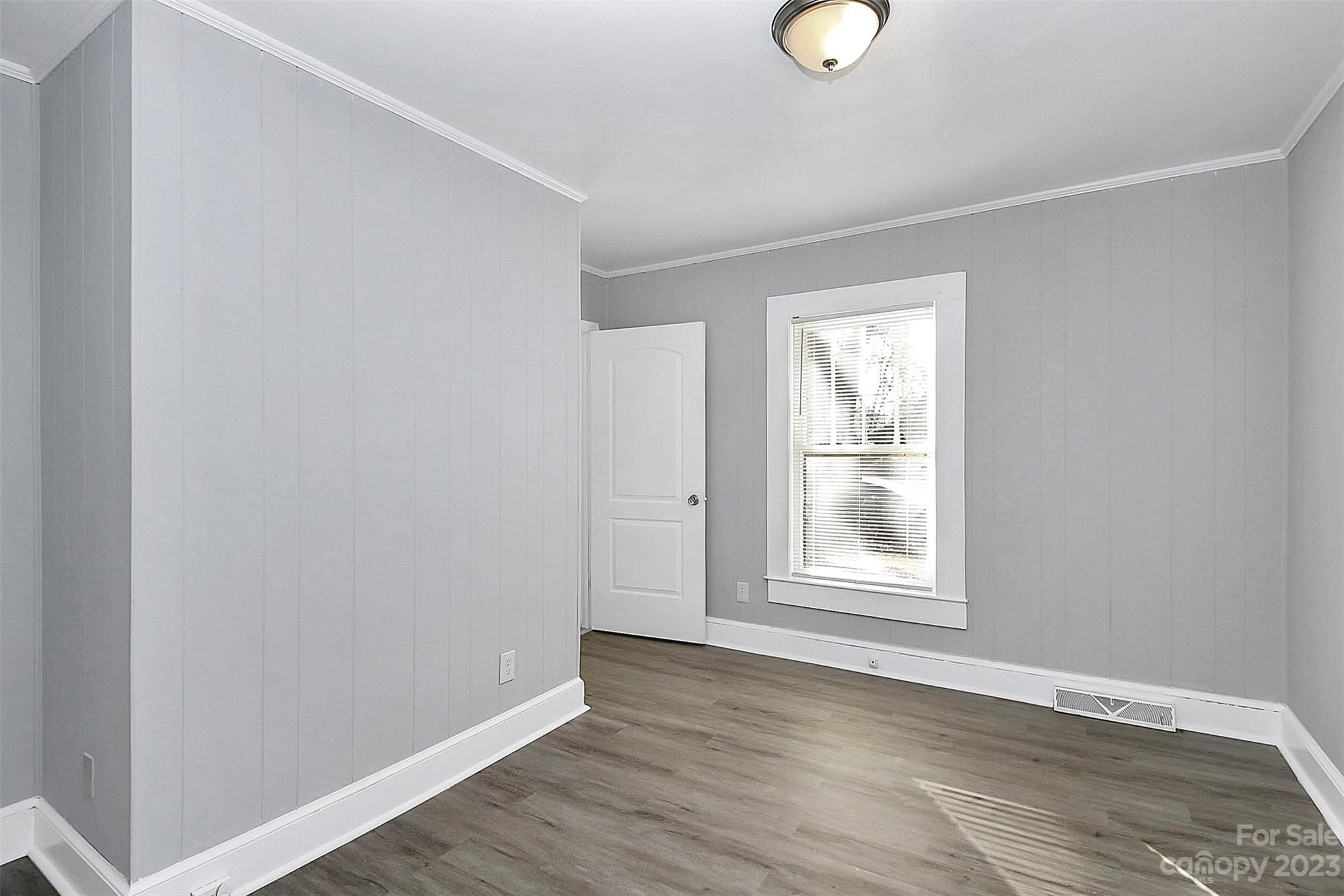 J D Hipp - Residential