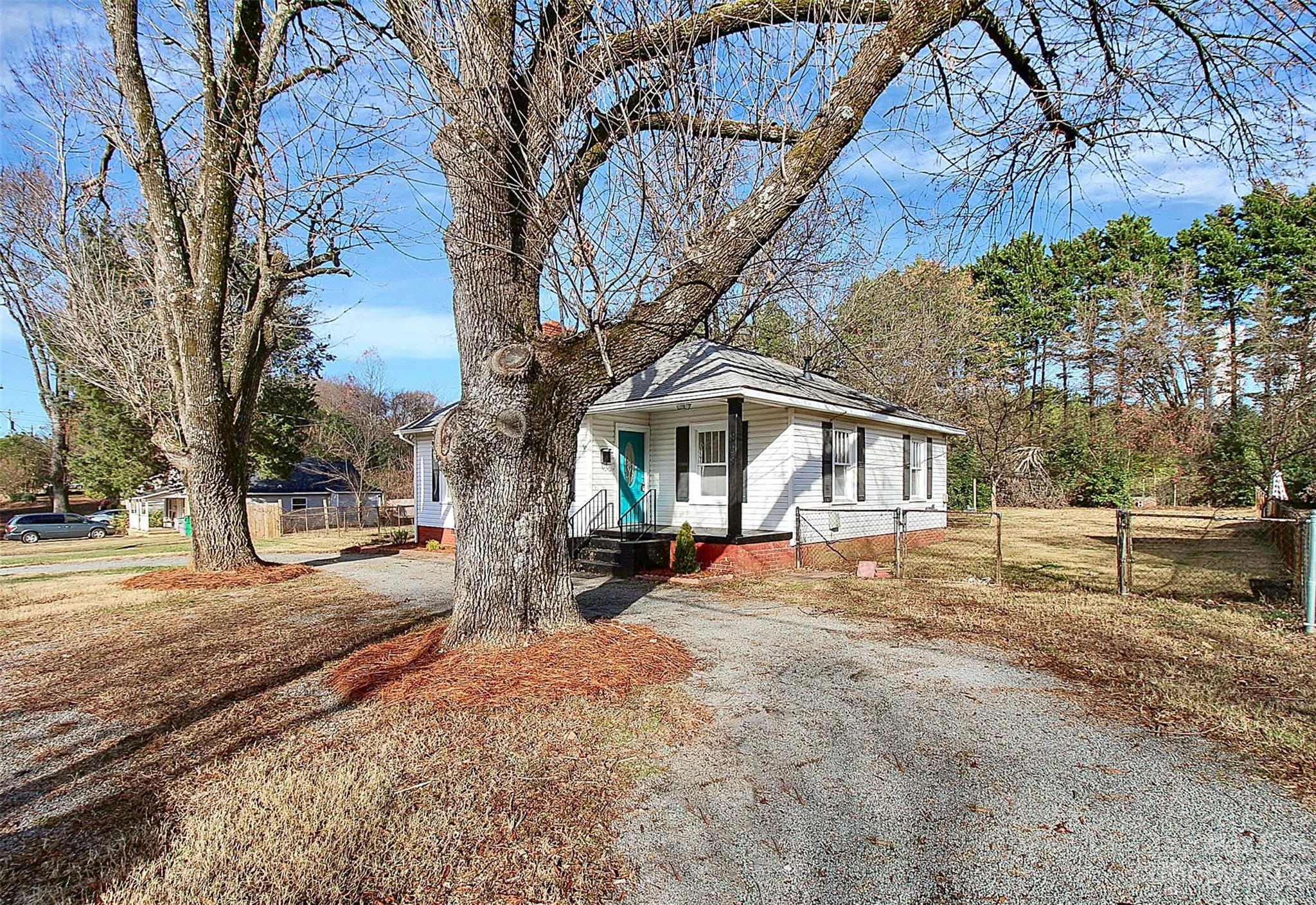 J D Hipp - Residential