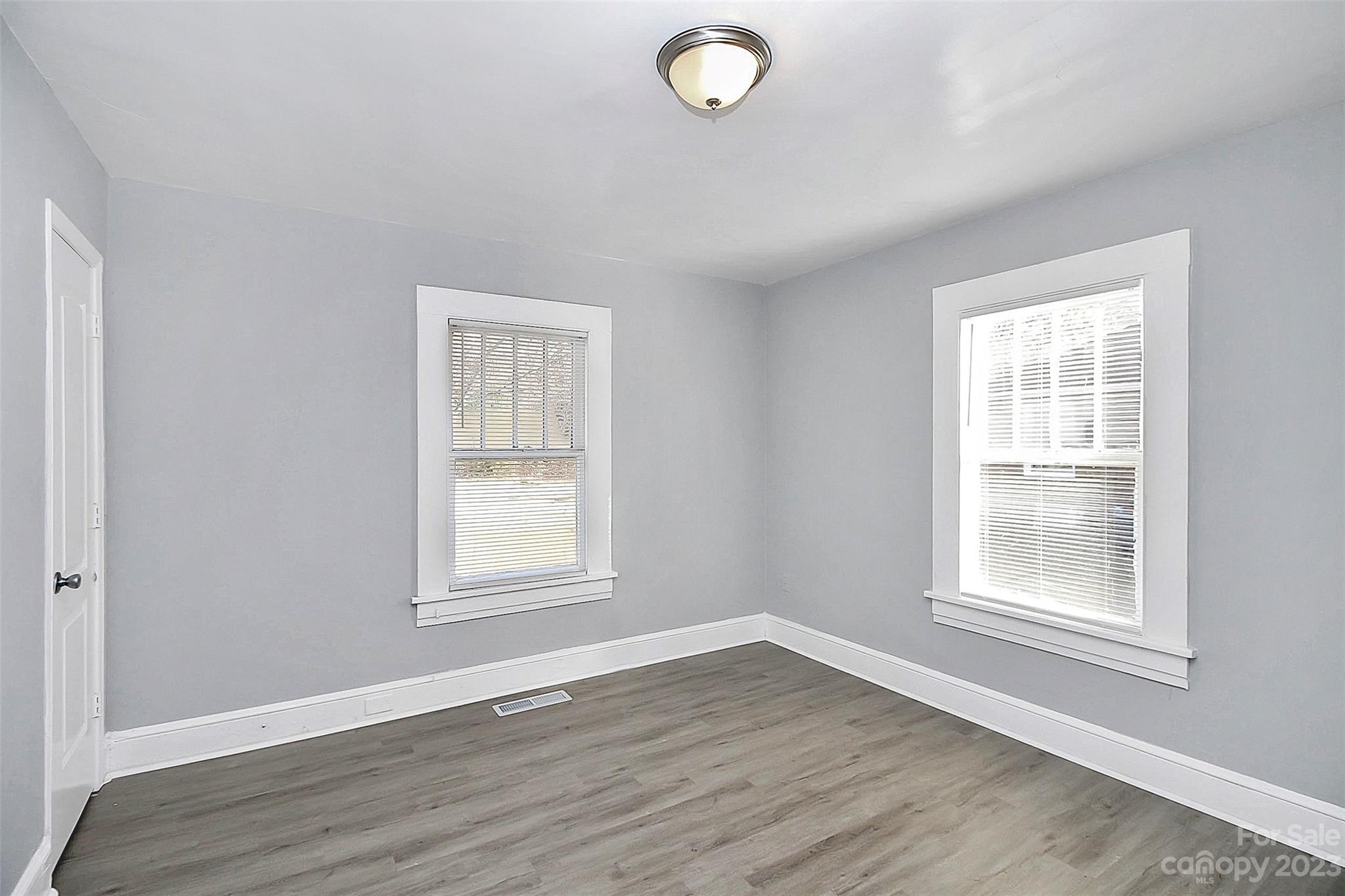 J D Hipp - Residential