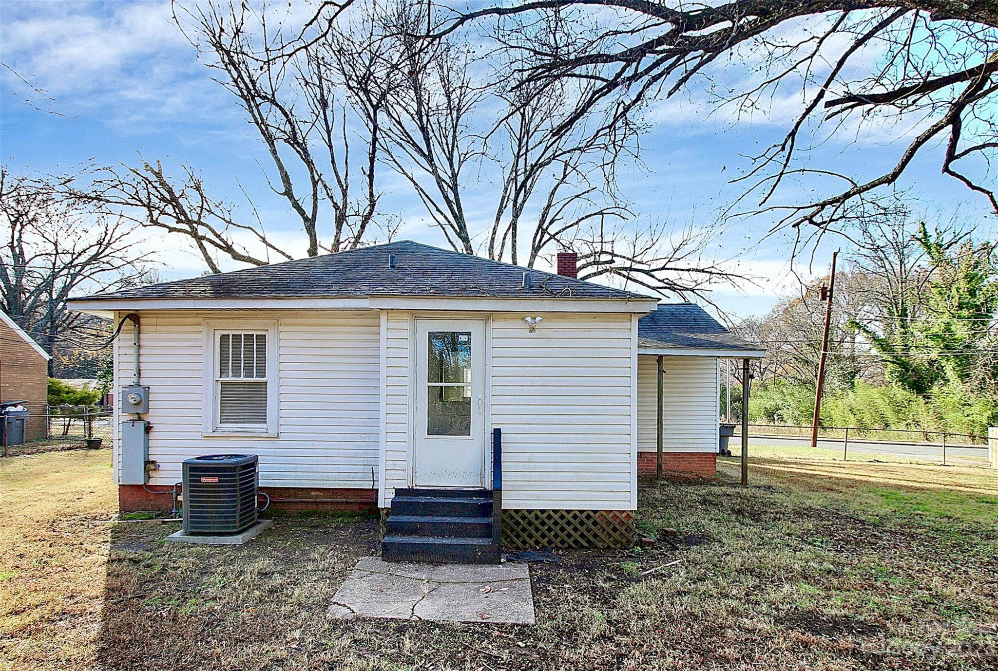 J D Hipp - Residential