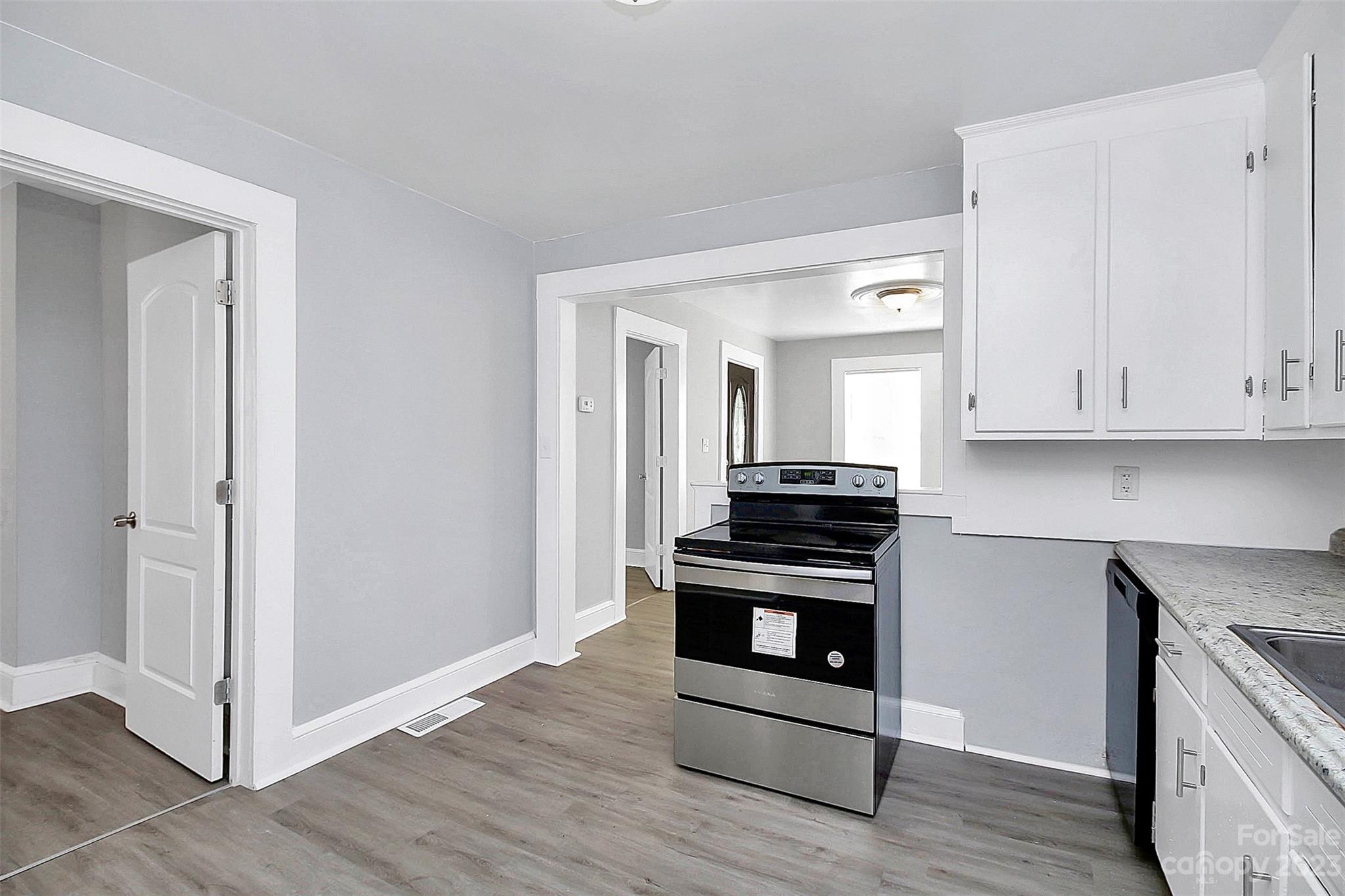 J D Hipp - Residential