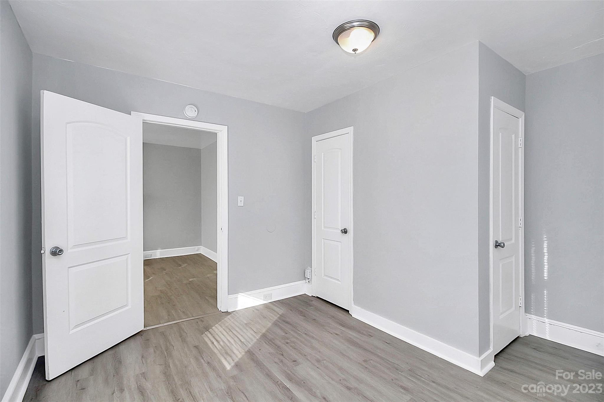 J D Hipp - Residential