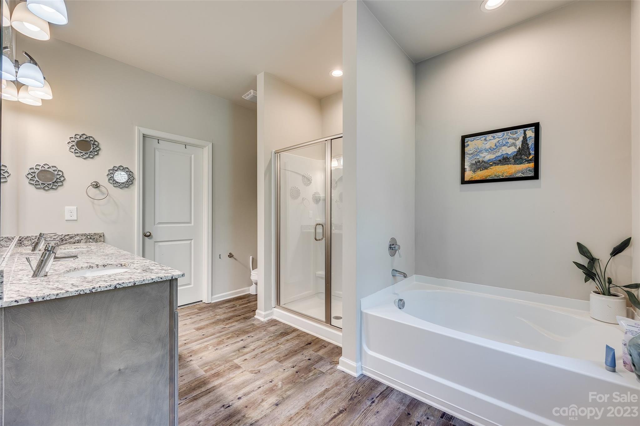 regent park - Residential