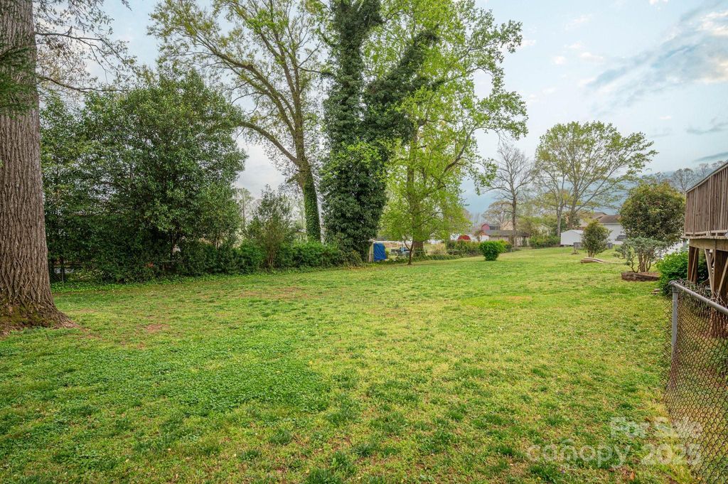 listing image 40