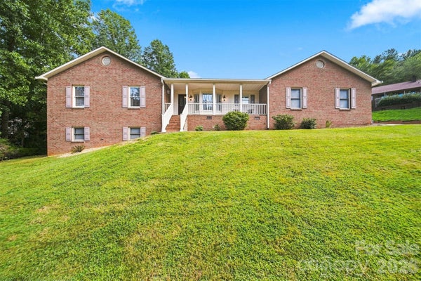 107 TIMBERLINE DR, MORGANTON, NC 28655 - Image a16131d3de3cacff1ded1e7a97e4efd8/2689290290