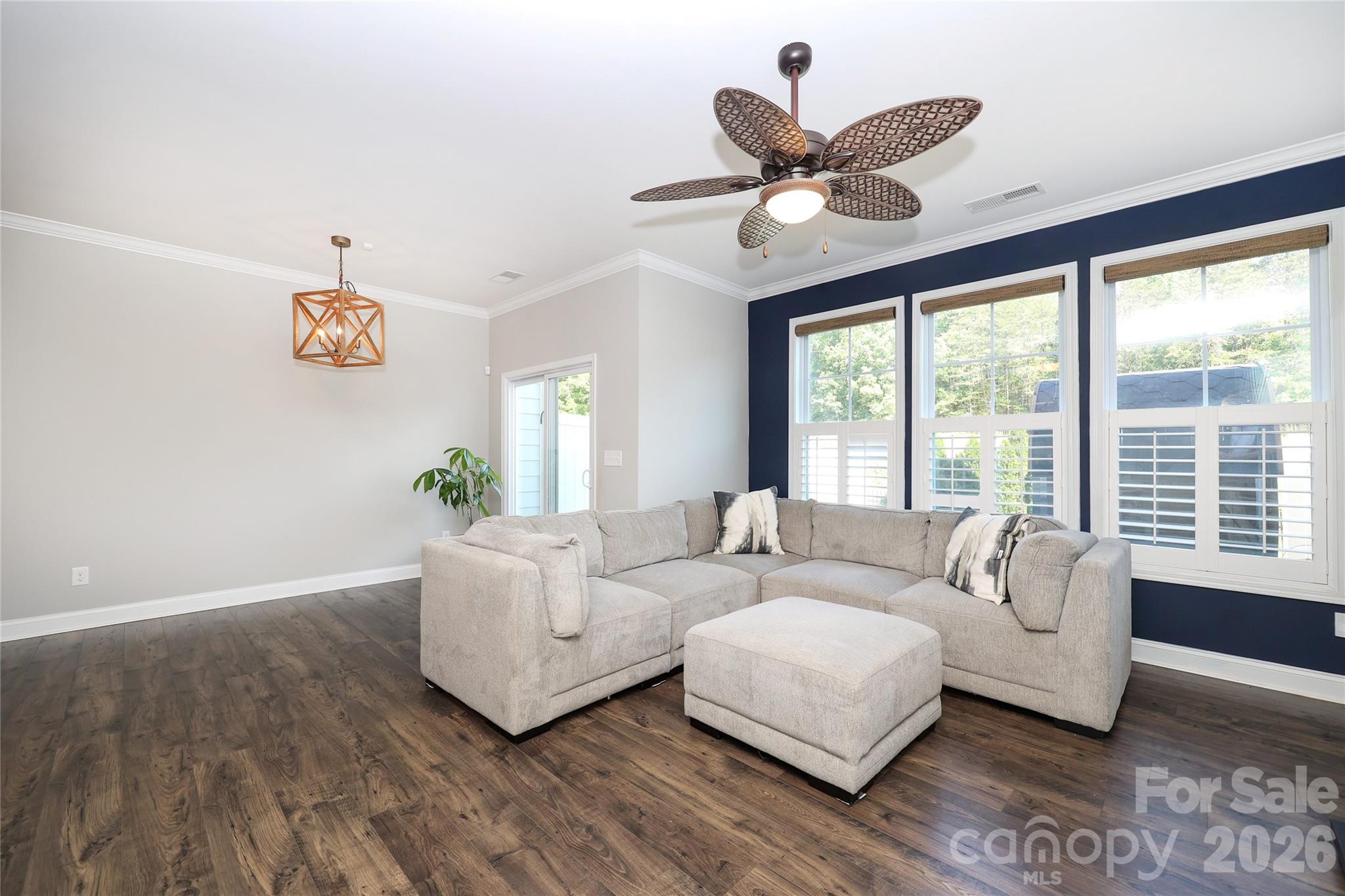 1086 Chicory Trace