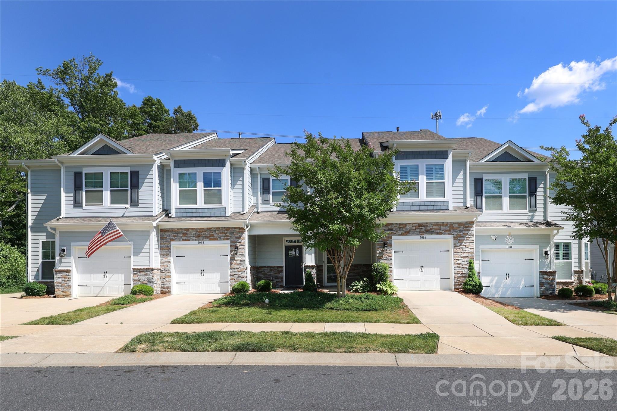 1086 Chicory Trace