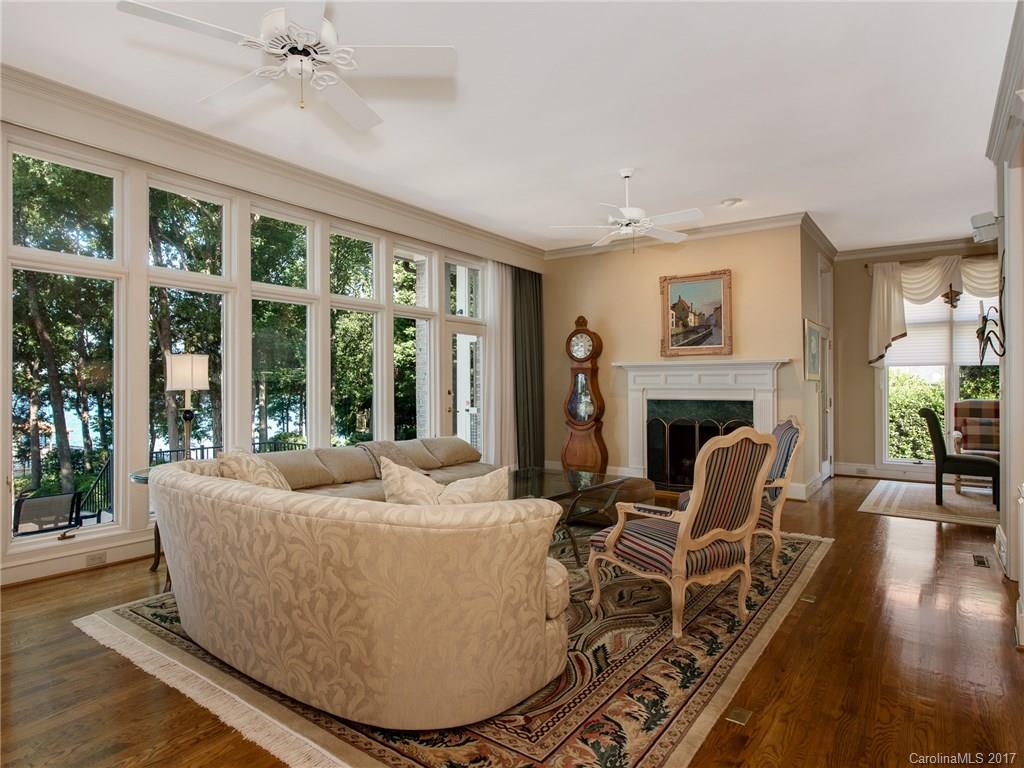 Lookout Point - Residential