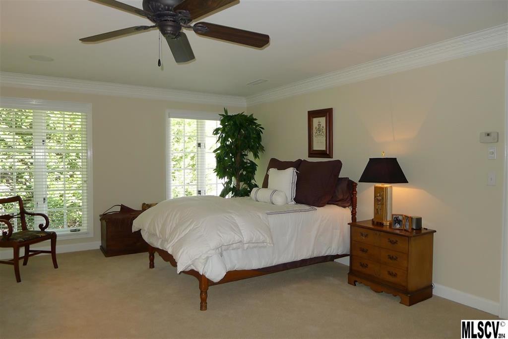 Moores Ferry - Residential