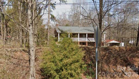 Photo of 10325 Plaza Road Extension, Charlotte, NC 28215 (MLS # 4415686)