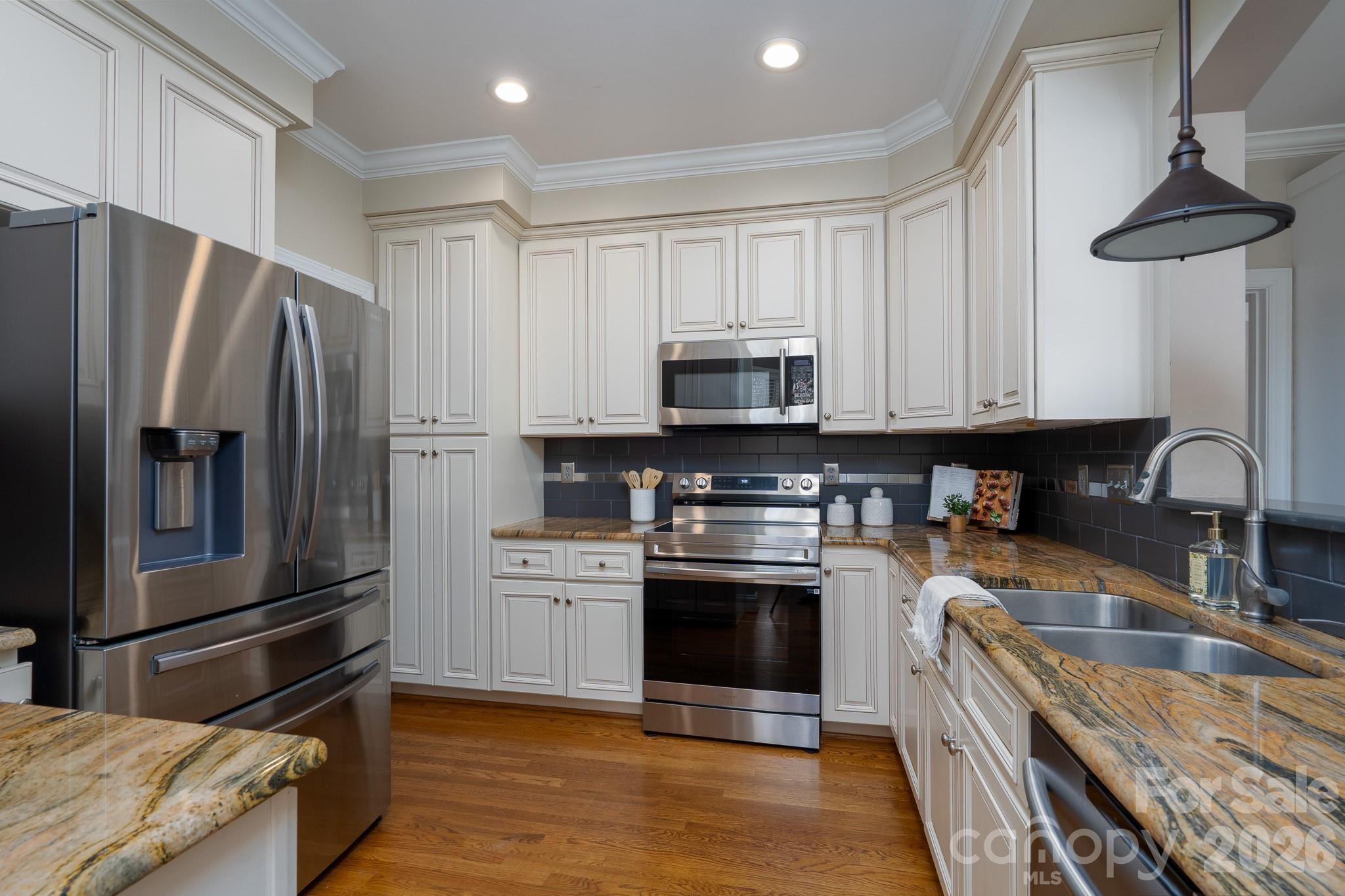 16018 Stonemont Road