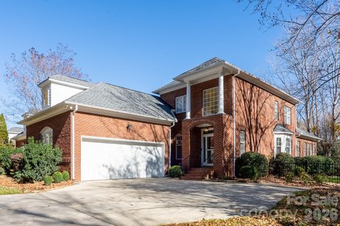 Photo of 16018 Stonemont Road, Huntersville, NC 28078 (MLS # 4322269)