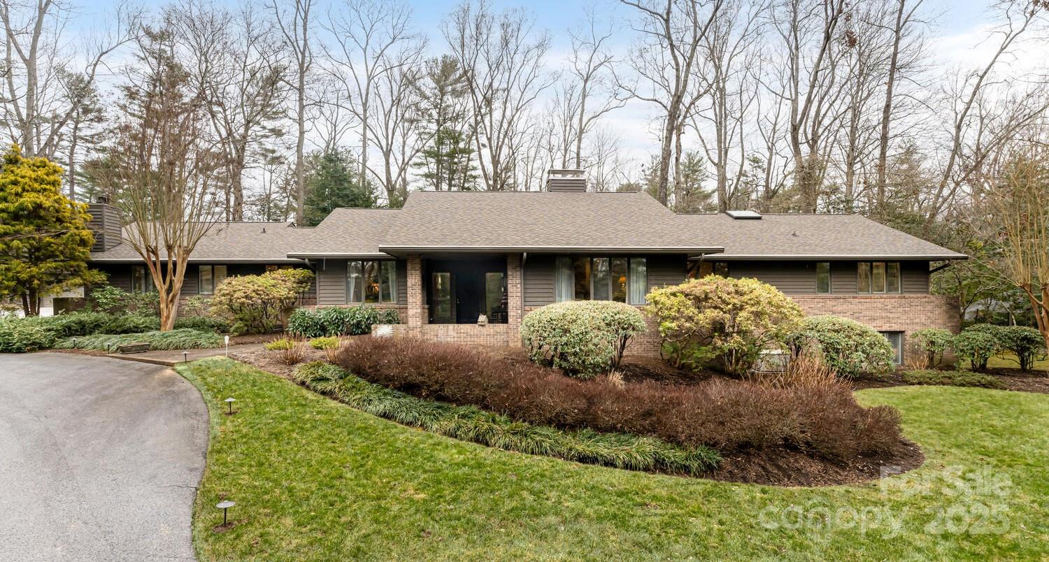 14 Stuyvesant Crescent