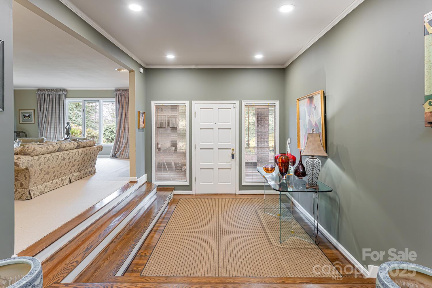 14 Stuyvesant Crescent