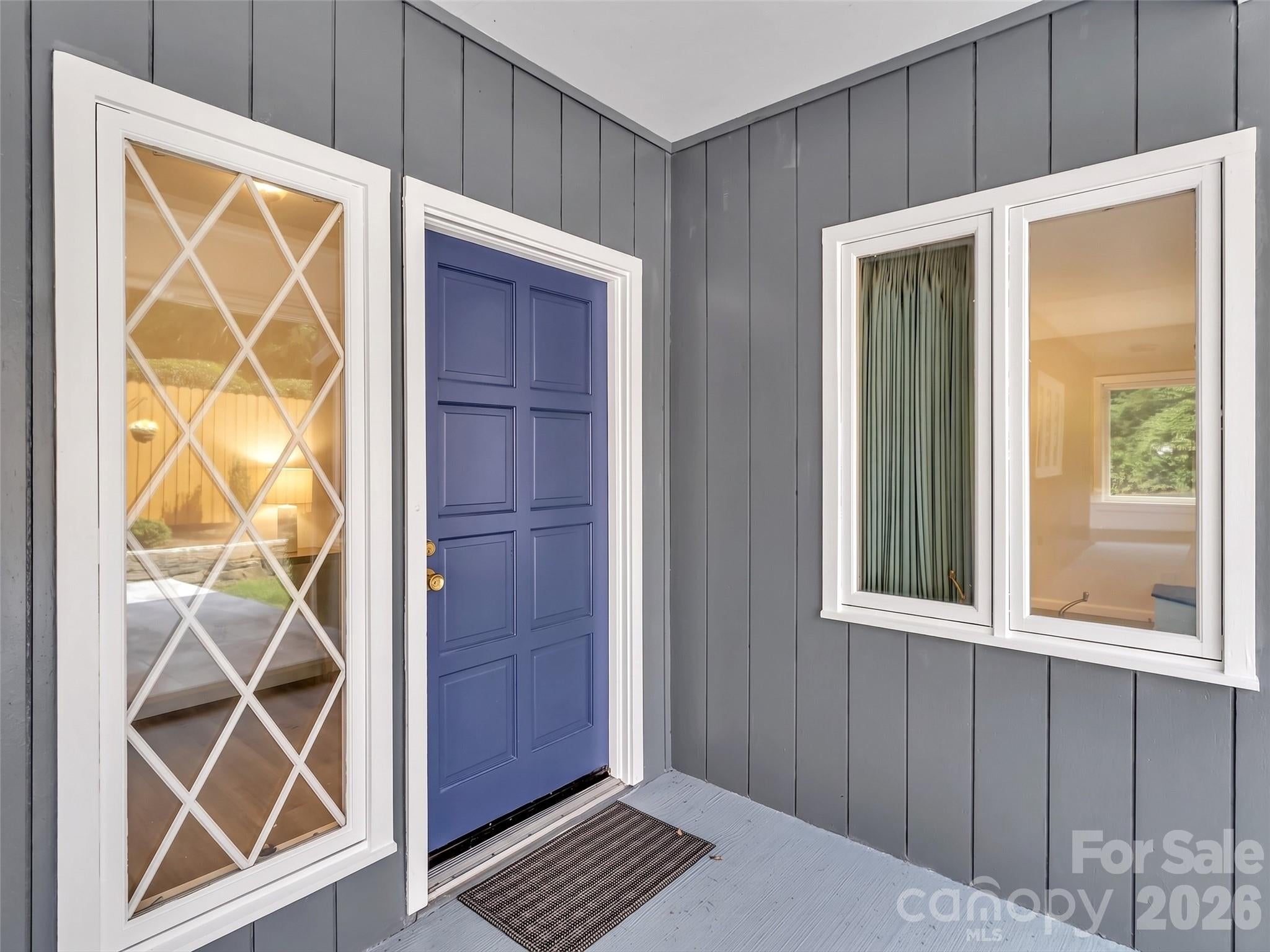 354 Woodside Circle