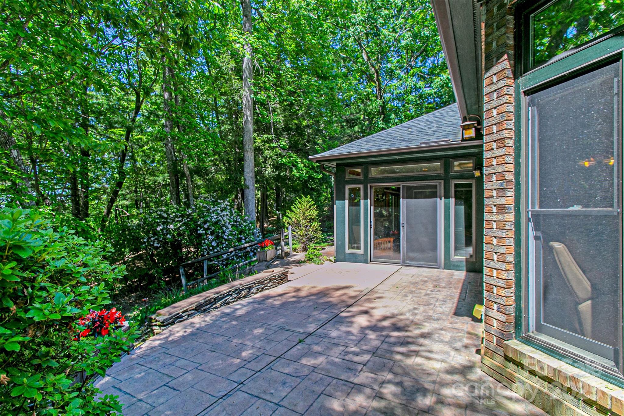 200 Maple Hill Drive