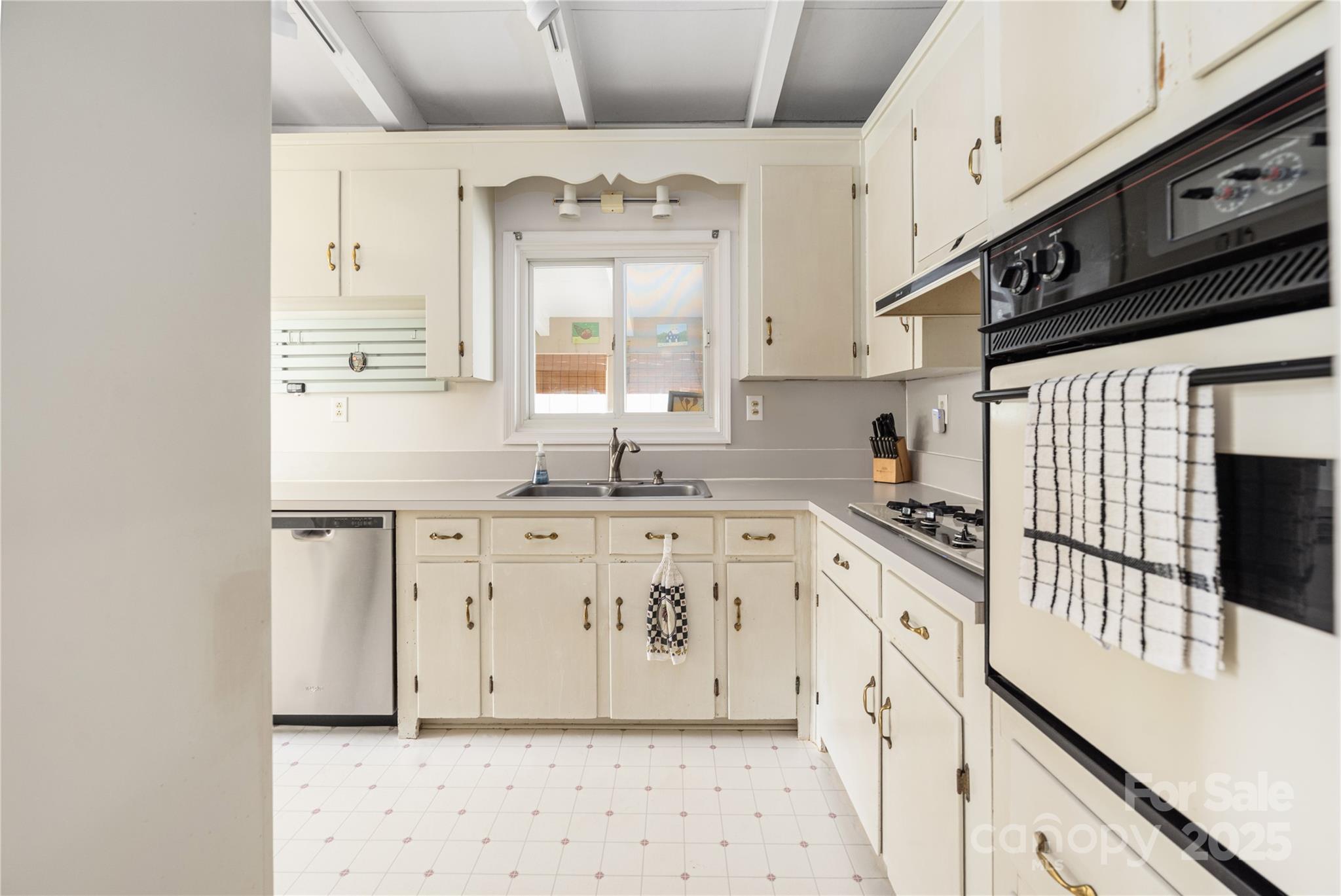 Montclaire - Residential