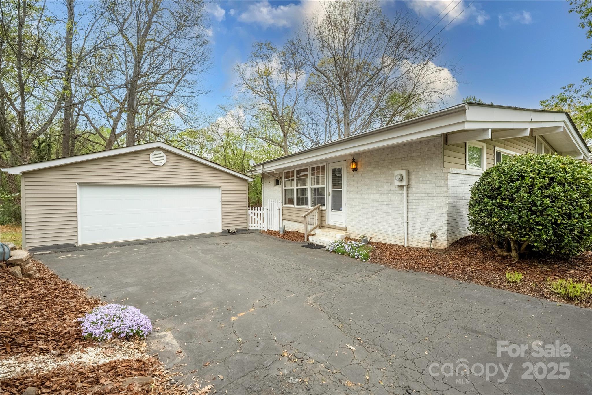 Montclaire - Residential