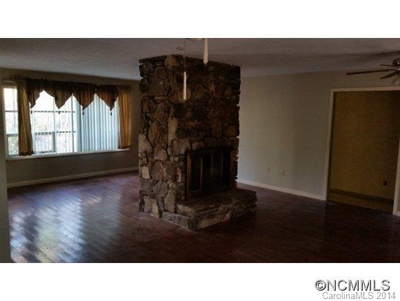 Cane Creek Woods - Residential