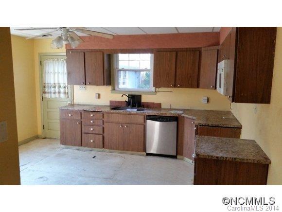 Cane Creek Woods - Residential