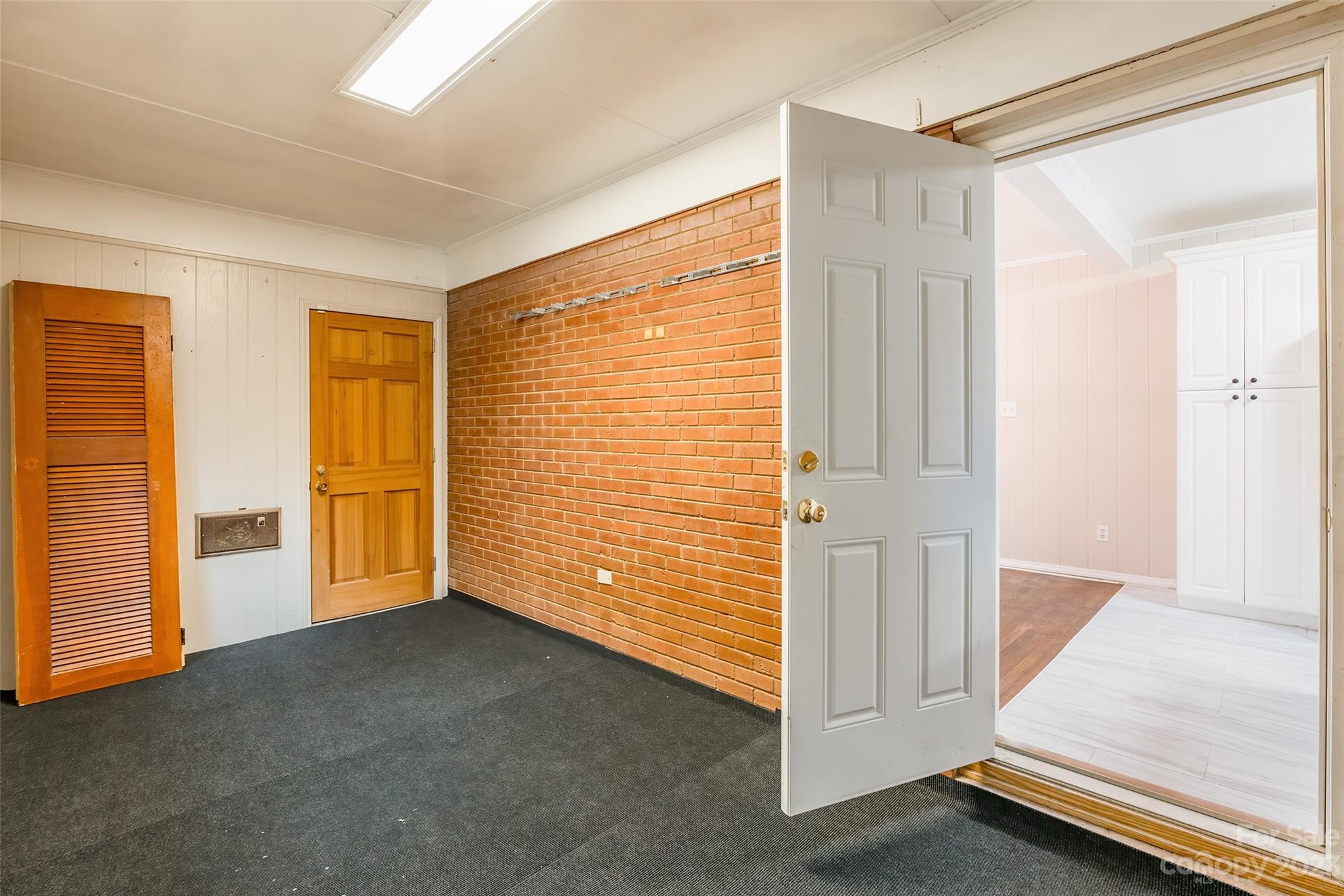 Montclaire - Residential