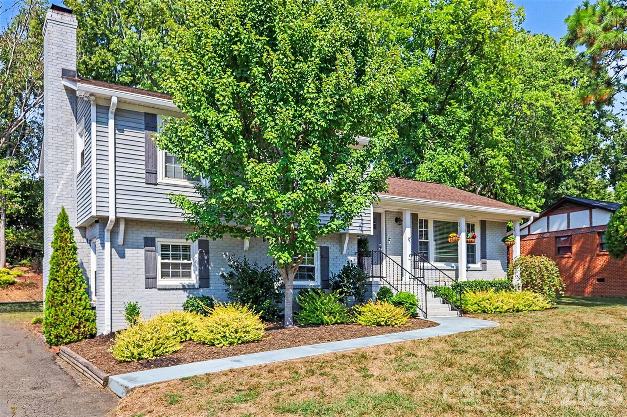 5621 Alanhurst Place