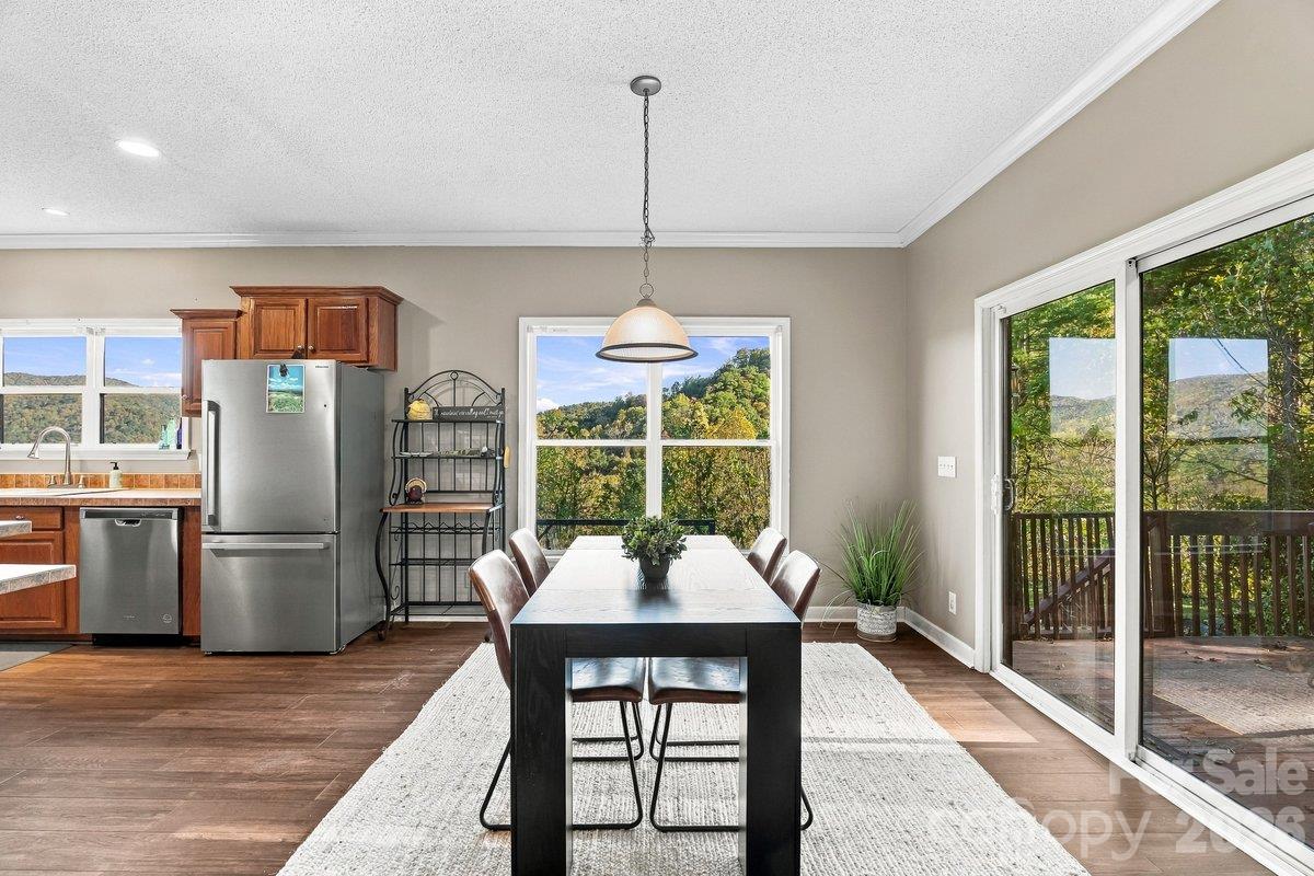 1351 Caldwell Mountain Road