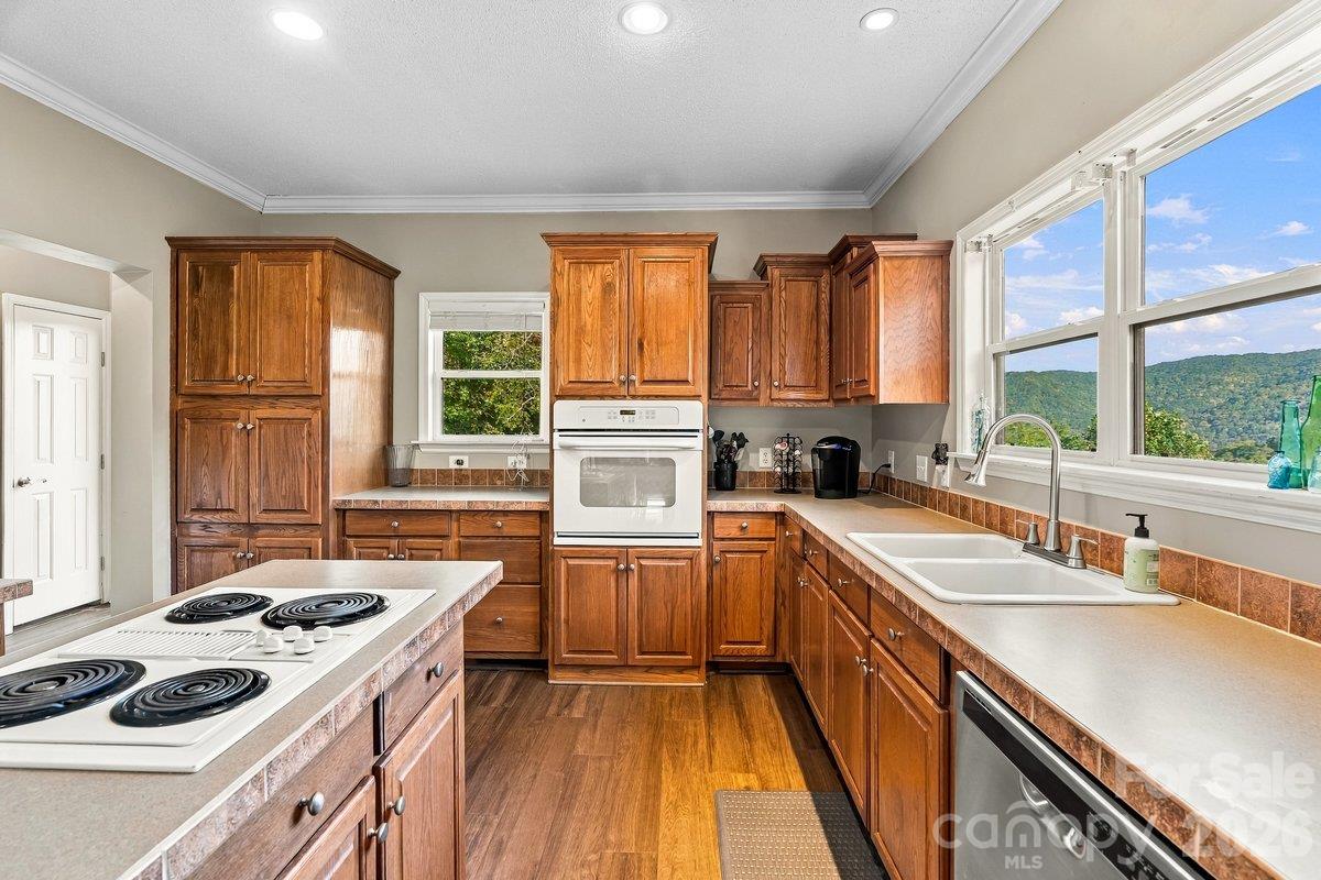 1351 Caldwell Mountain Road