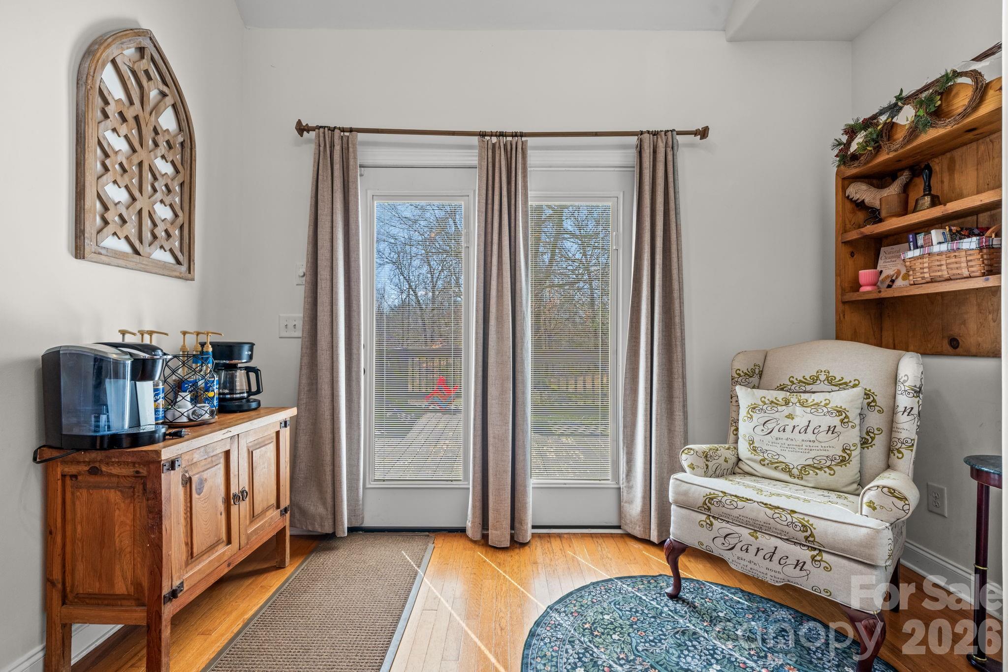 Sunset Valley - Residential