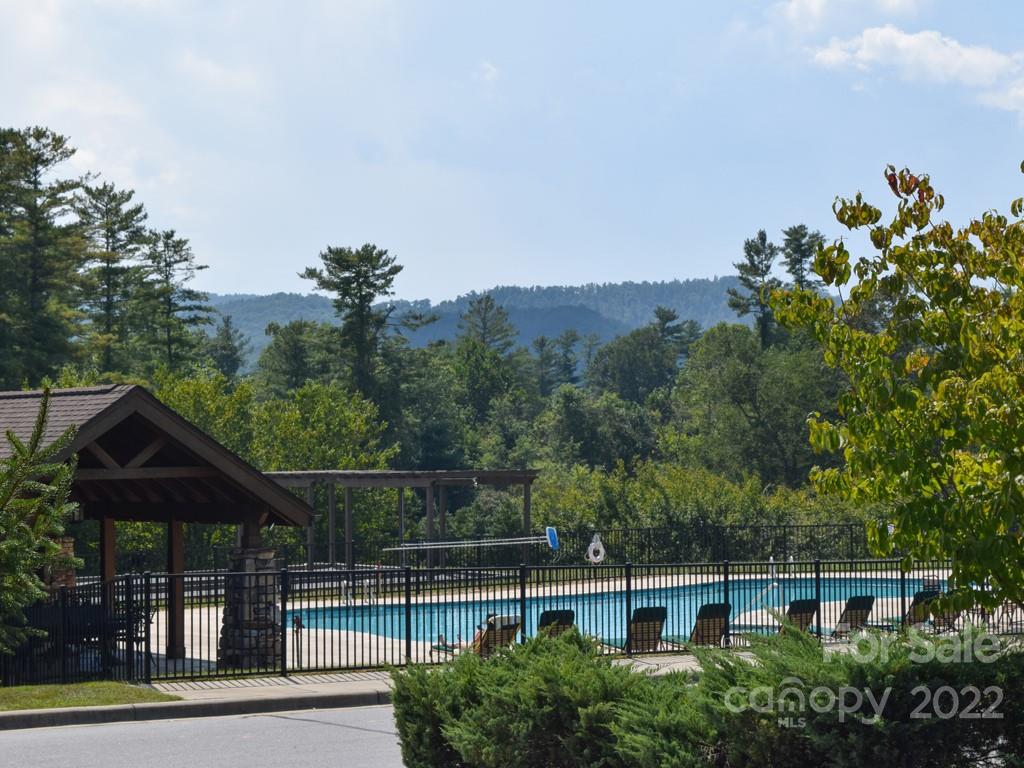 Cummings Cove - Land